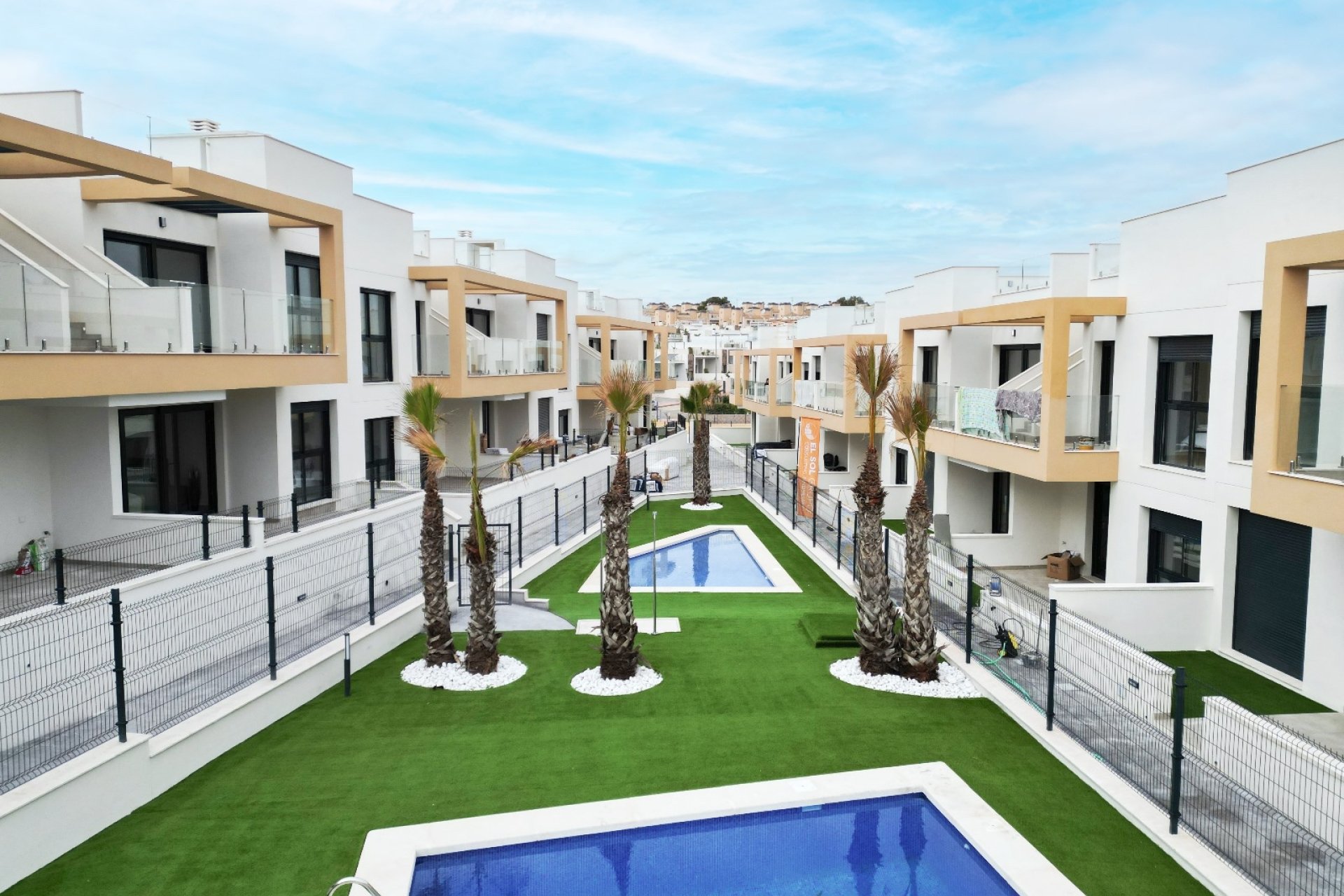 Herverkoop - Herenhuis -
Orihuela Costa - Costa Blanca