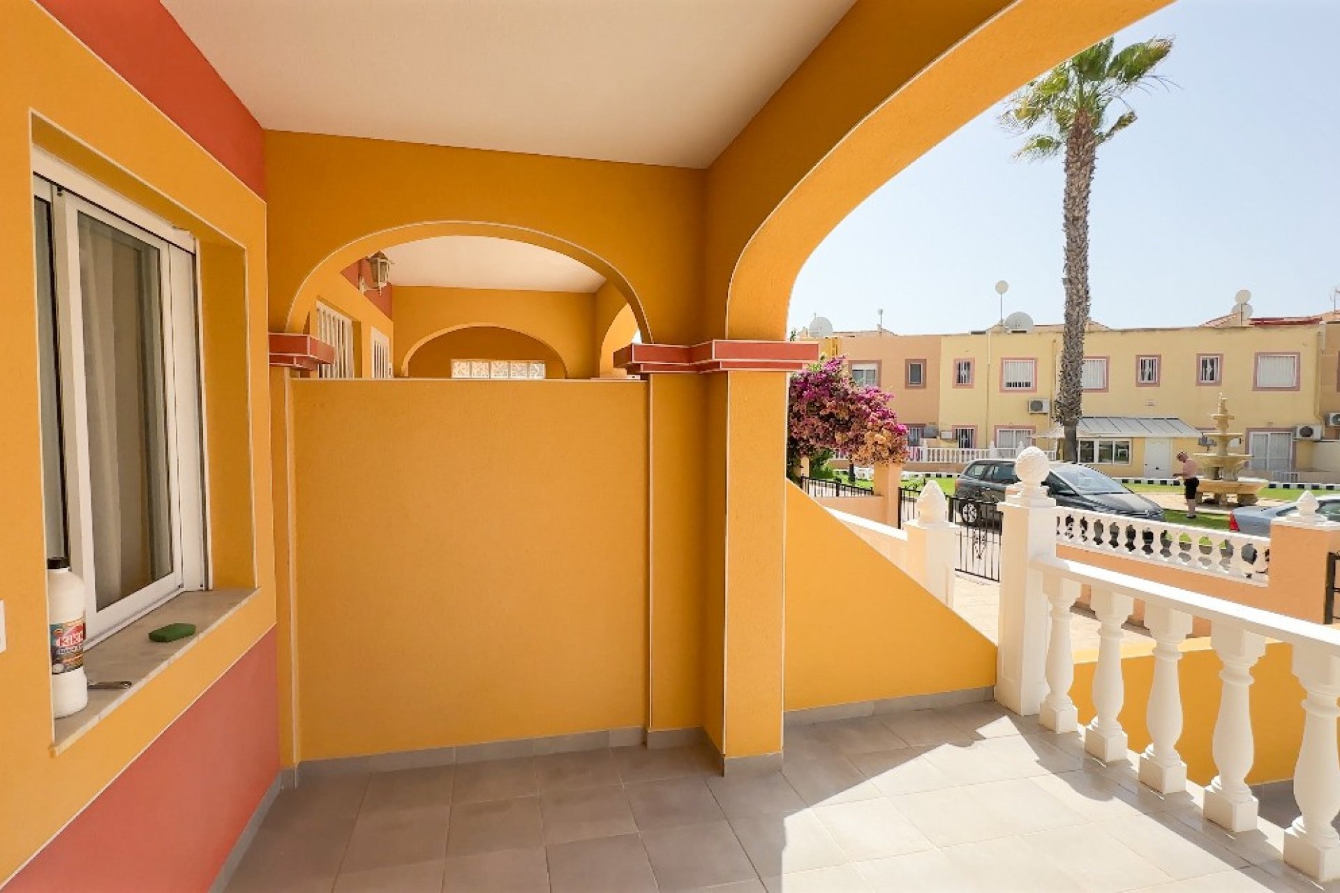 Herverkoop - Herenhuis -
Orihuela Costa - La Regia