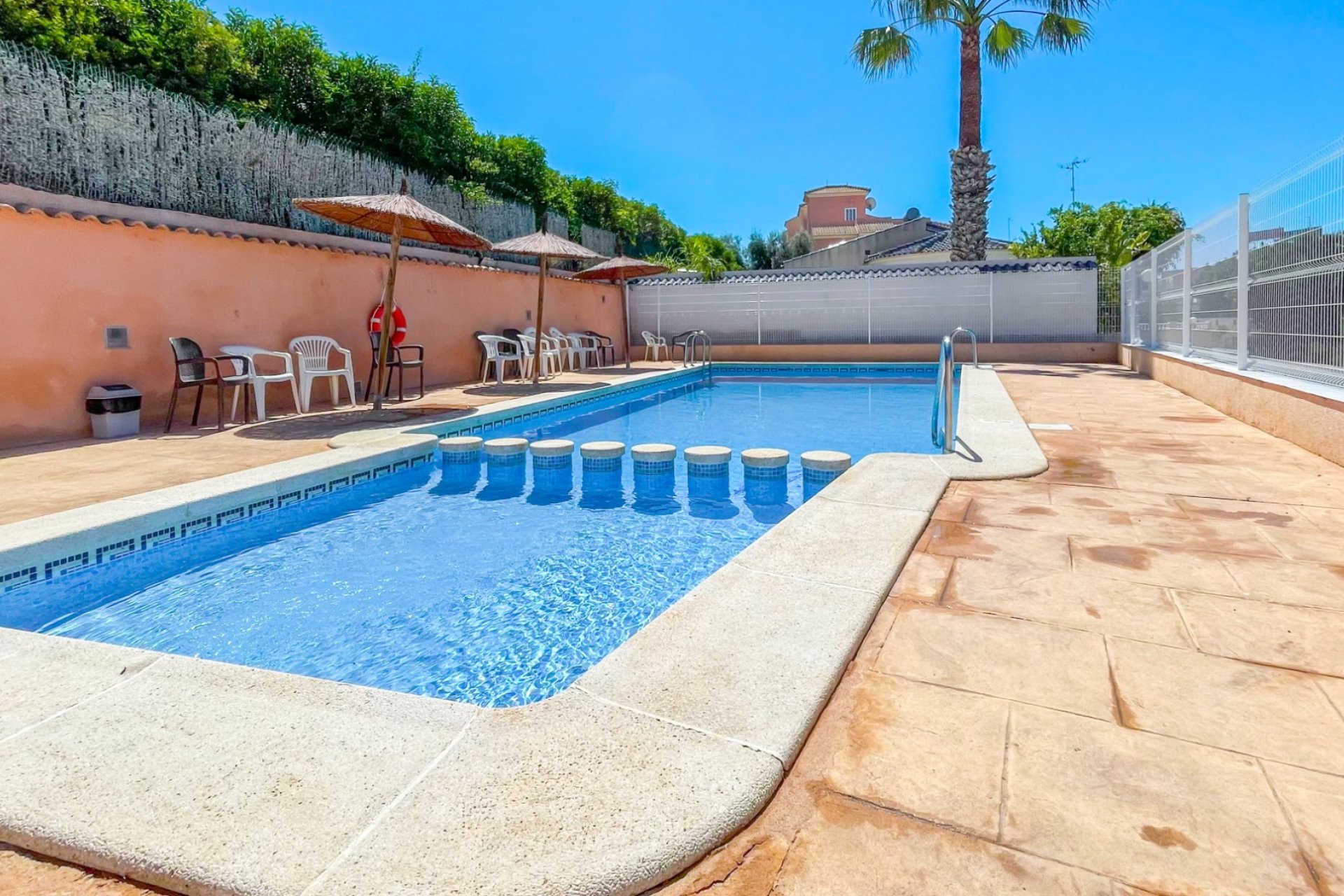 Herverkoop - Herenhuis -
Orihuela Costa - Playa Flamenca