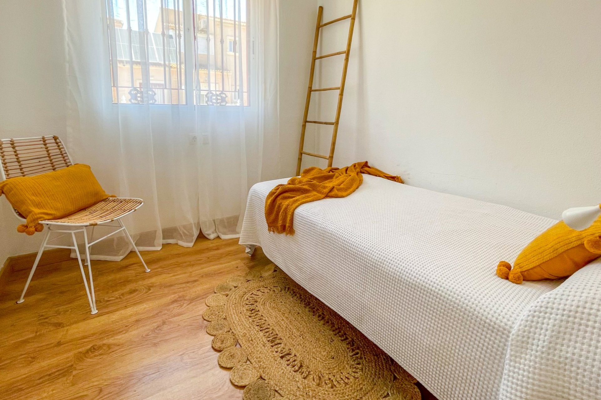 Herverkoop - Herenhuis -
Orihuela Costa - Playa Flamenca