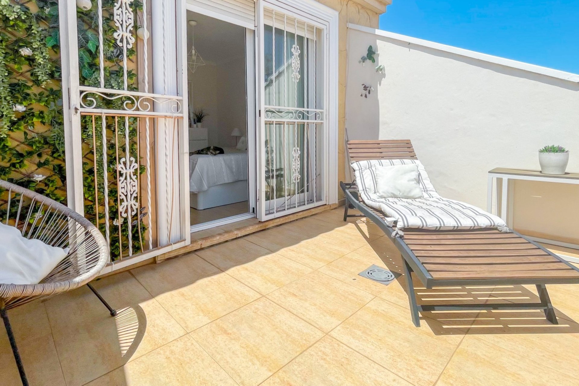 Herverkoop - Herenhuis -
Orihuela Costa - Punta Prima
