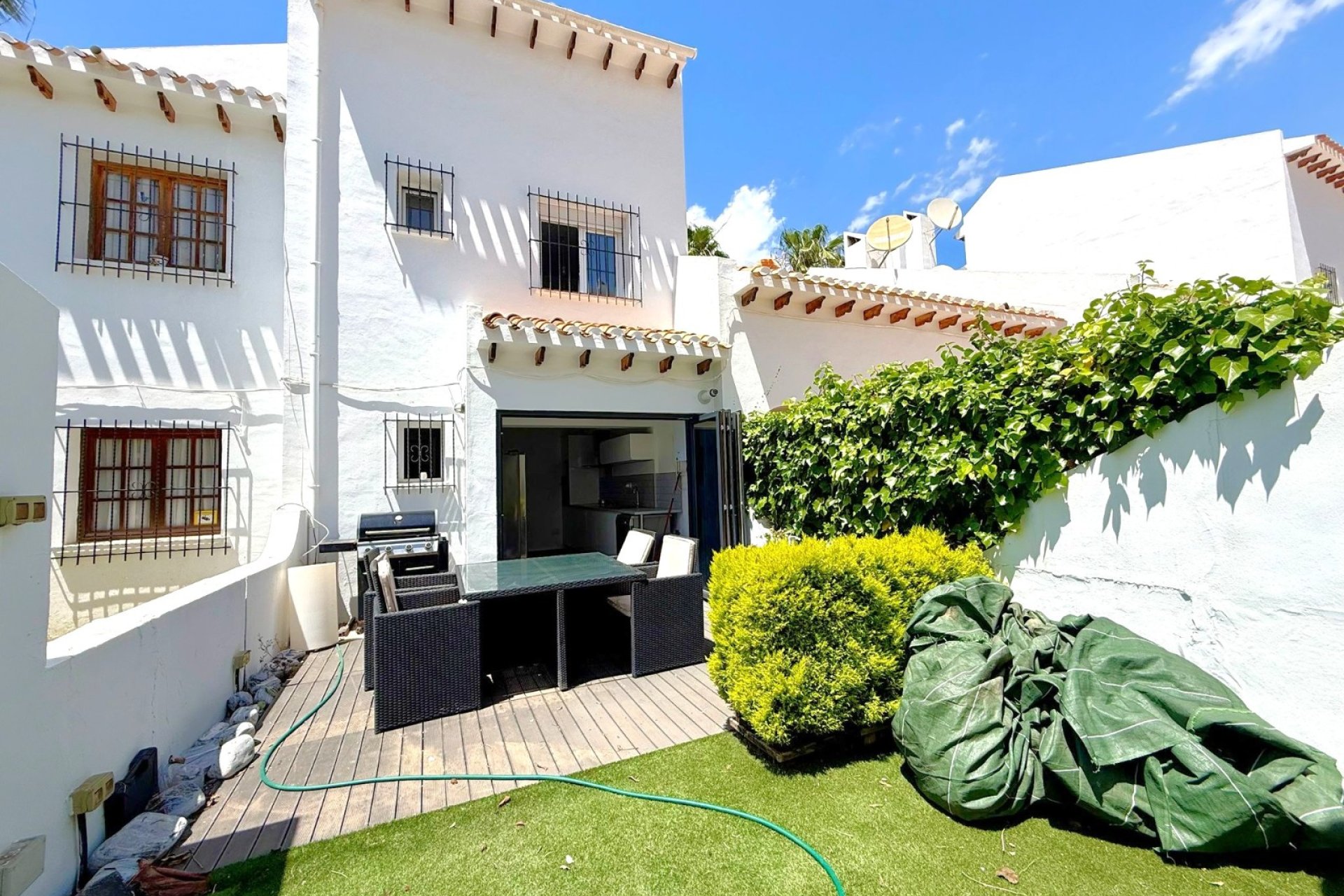 Herverkoop - Herenhuis -
Orihuela Costa - Villamartín