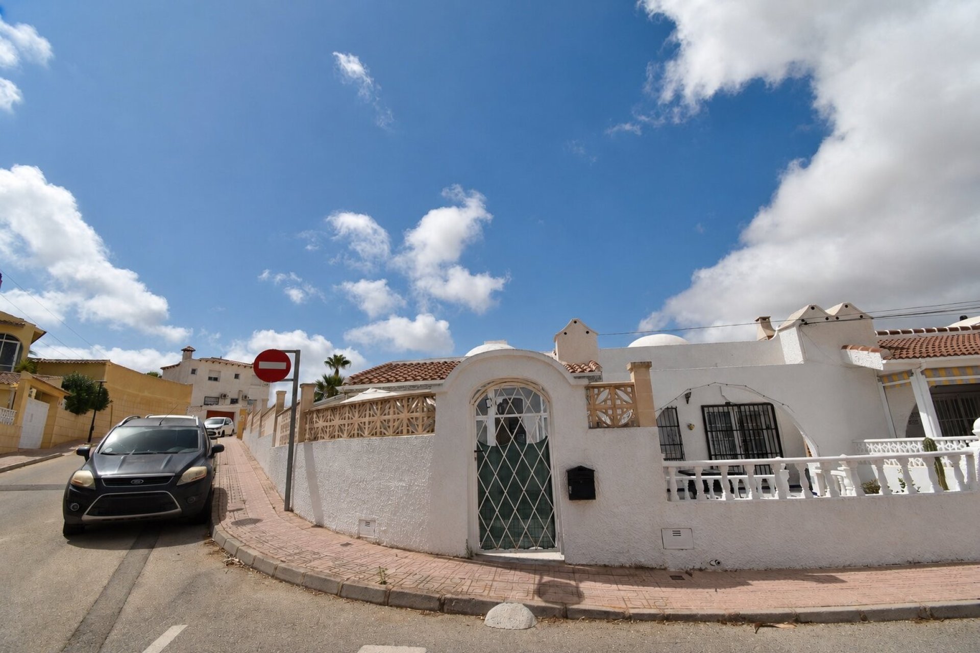 Herverkoop - Herenhuis -
Orihuela Costa - Villamartín