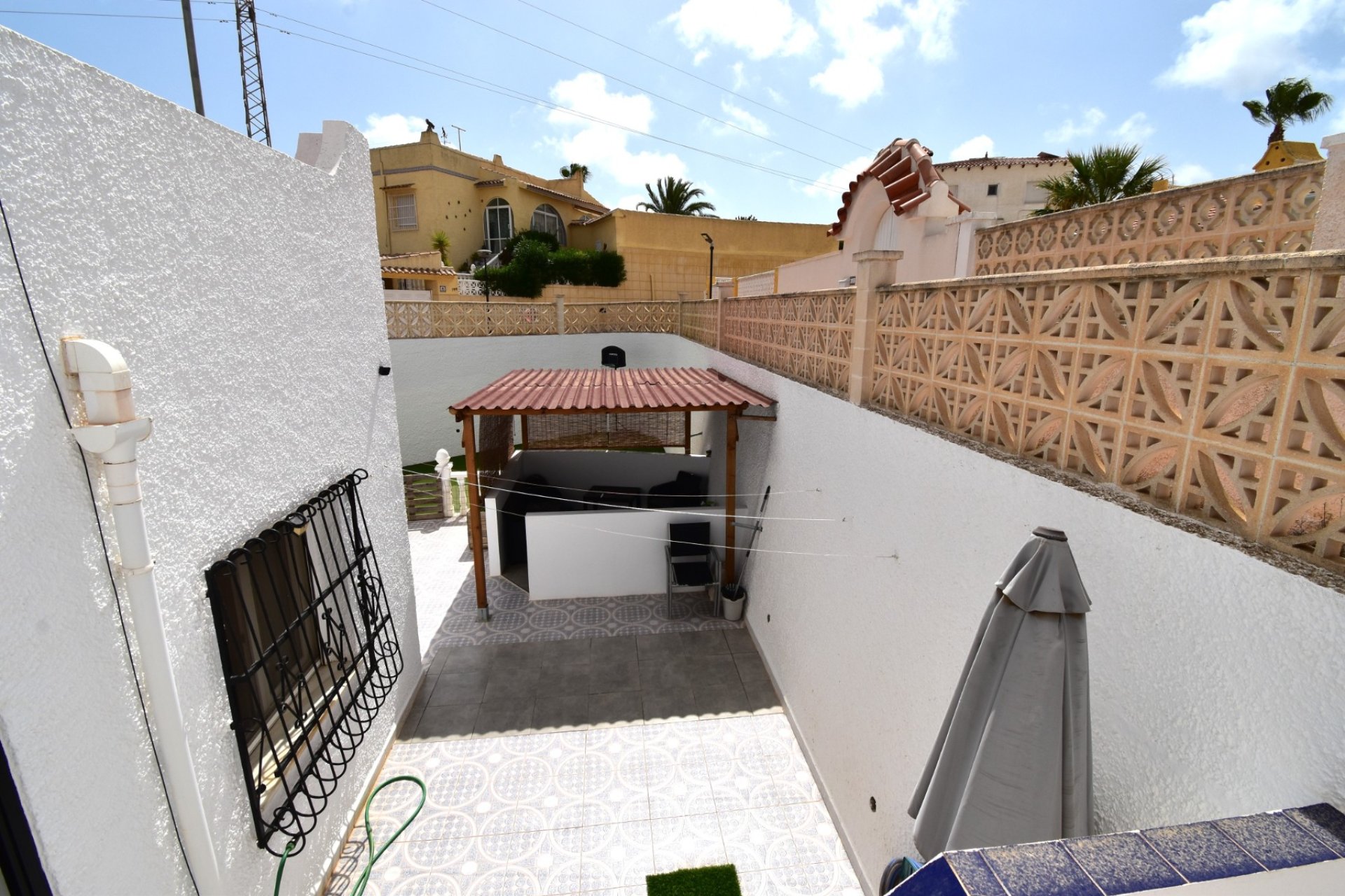Herverkoop - Herenhuis -
Orihuela Costa - Villamartín