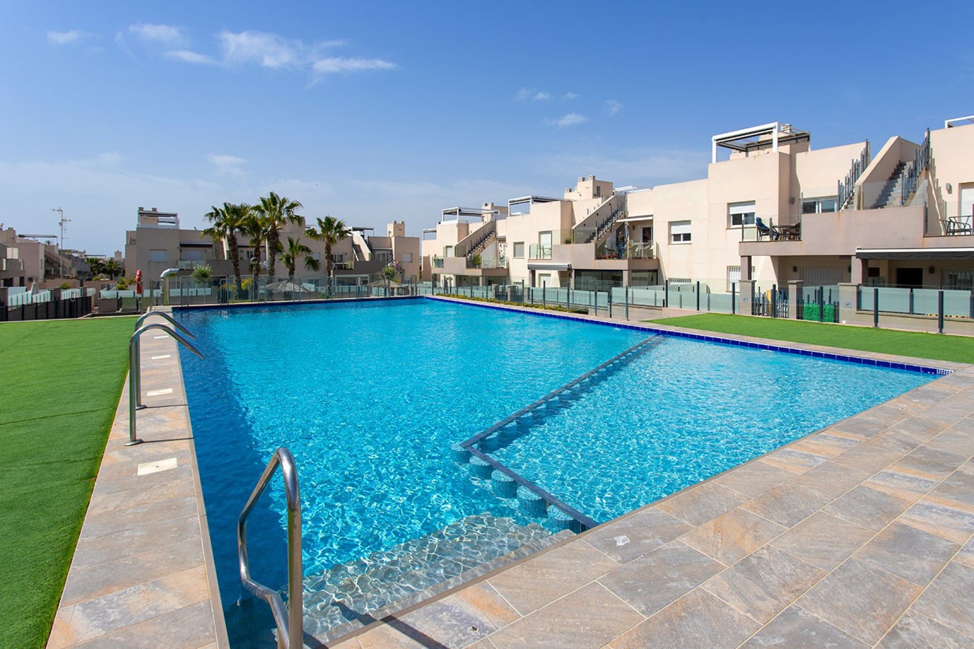 Herverkoop - Herenhuis -
Torrevieja - Aguas Nuevas