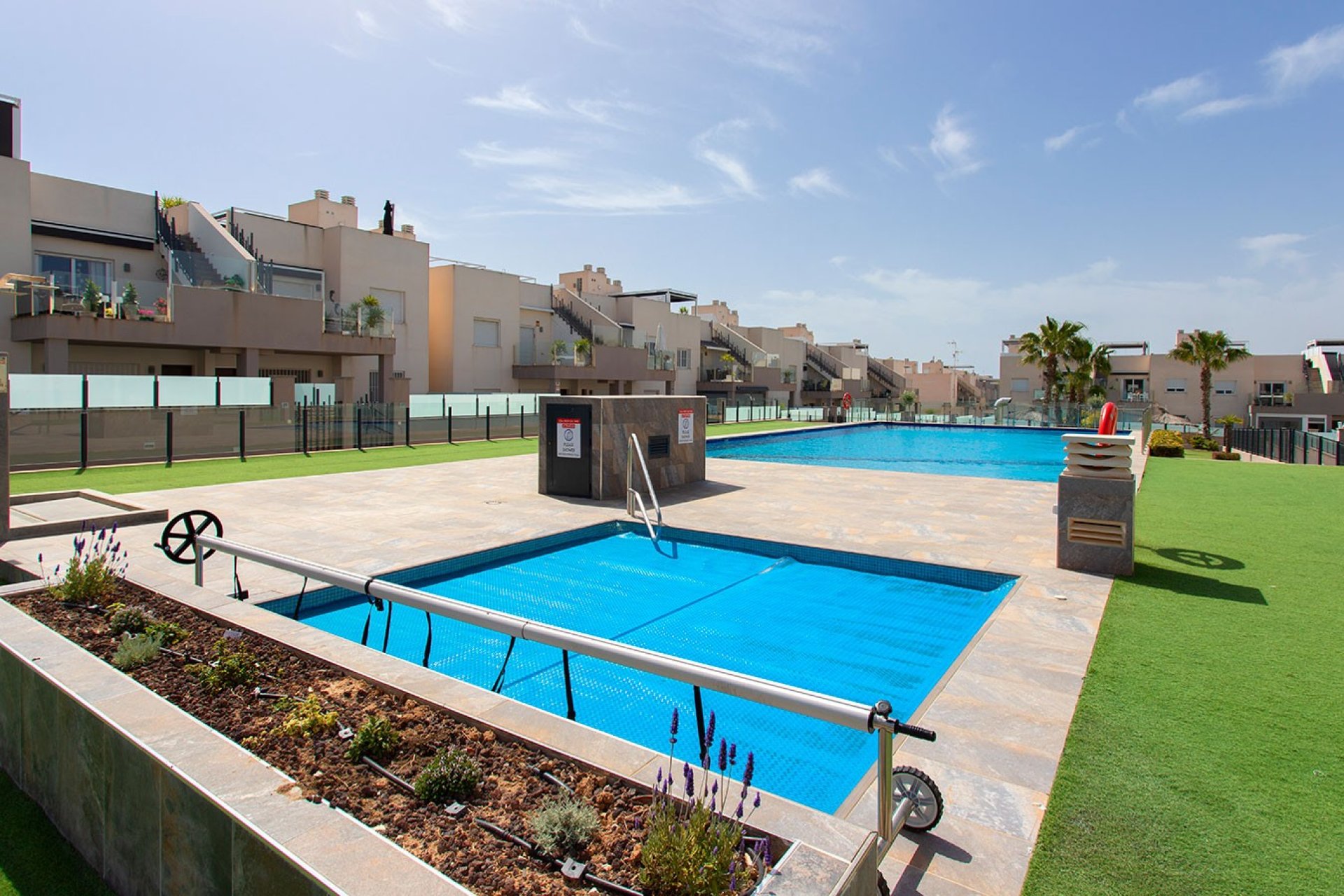 Herverkoop - Herenhuis -
Torrevieja - Aguas Nuevas