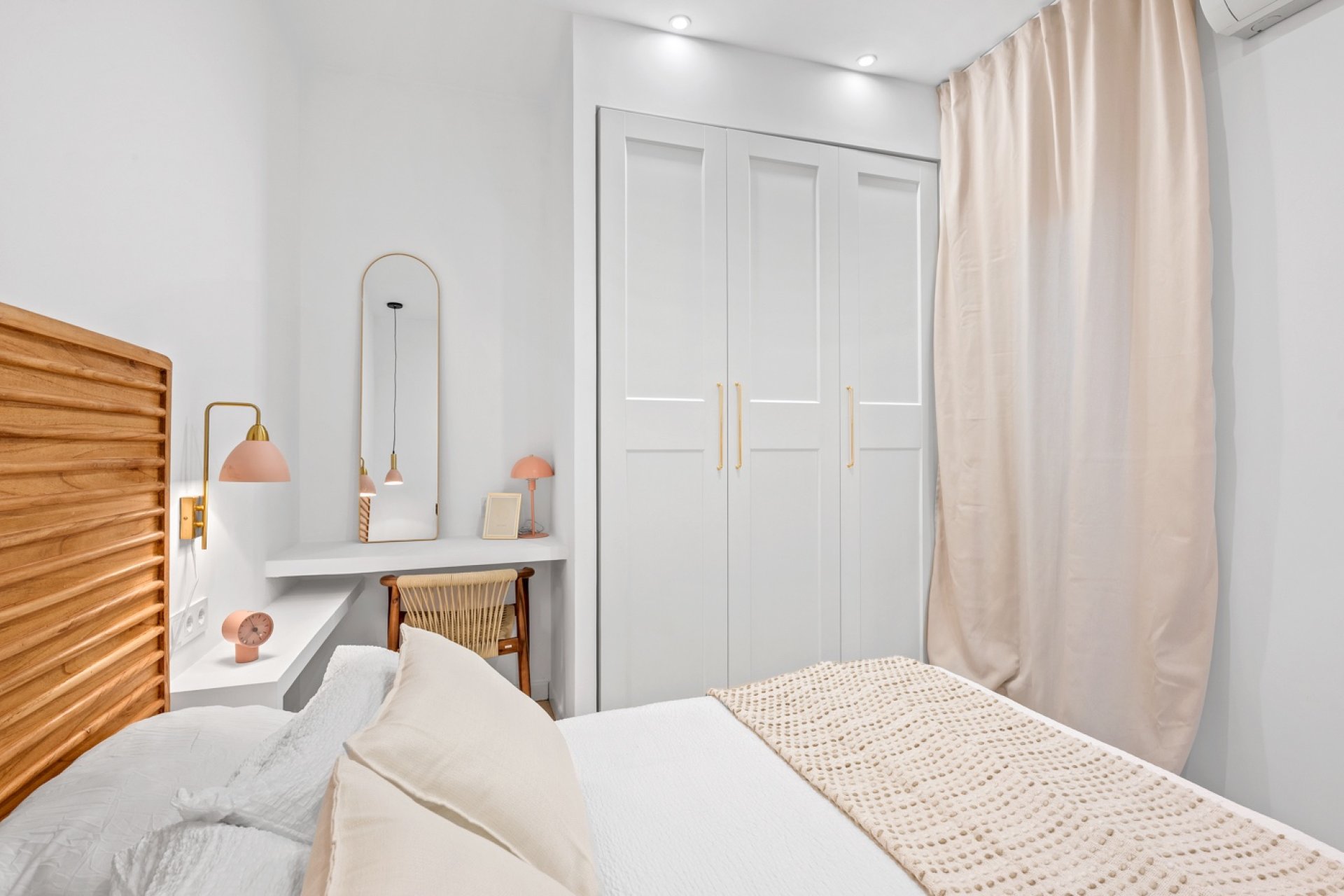 Herverkoop - Herenhuis -
Torrevieja - El Chaparral