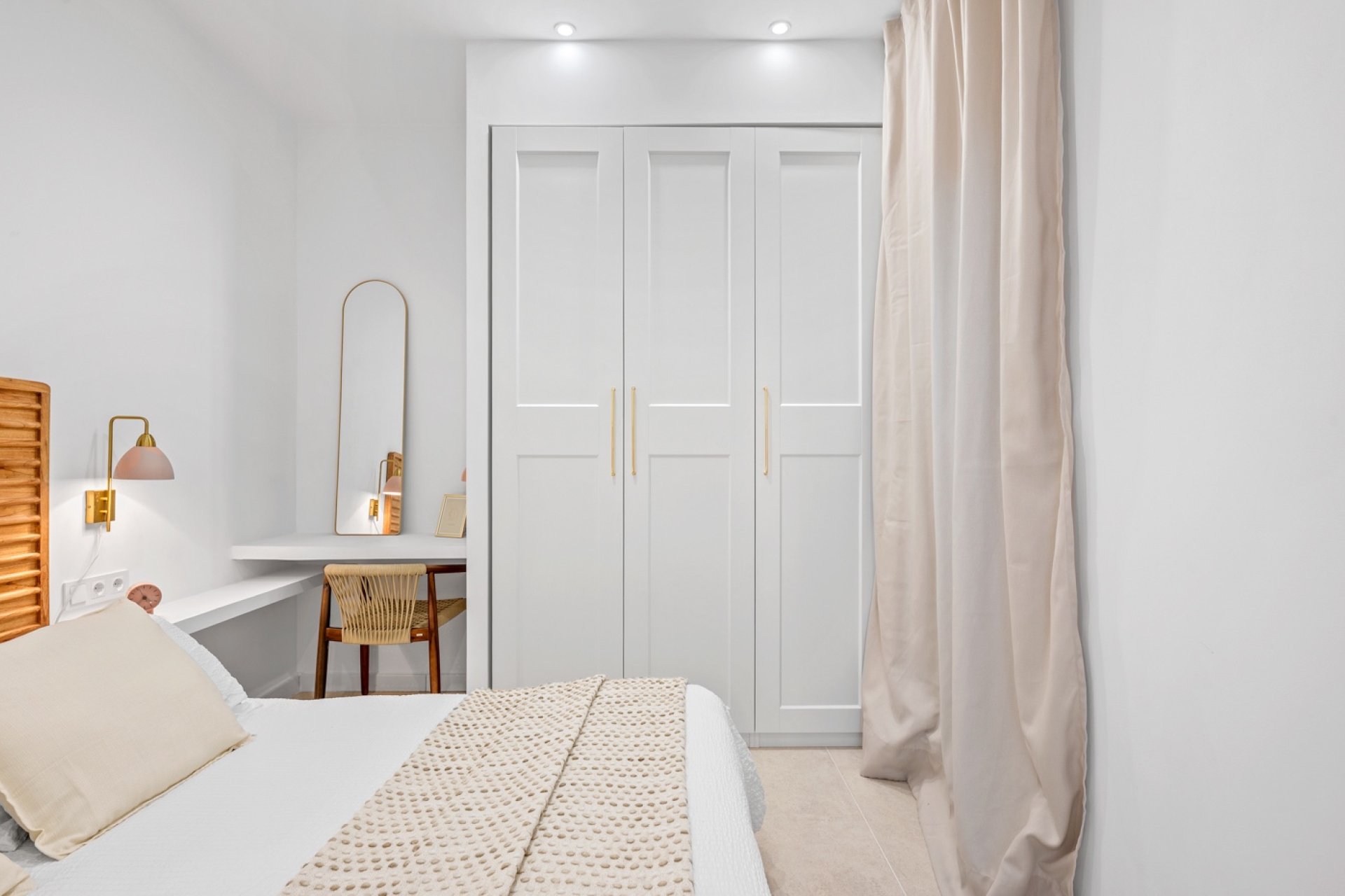 Herverkoop - Herenhuis -
Torrevieja - El Chaparral