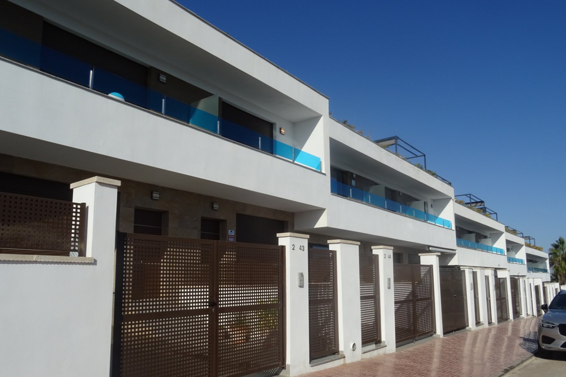 Herverkoop - Herenhuis -
Torrevieja - Los Balcones