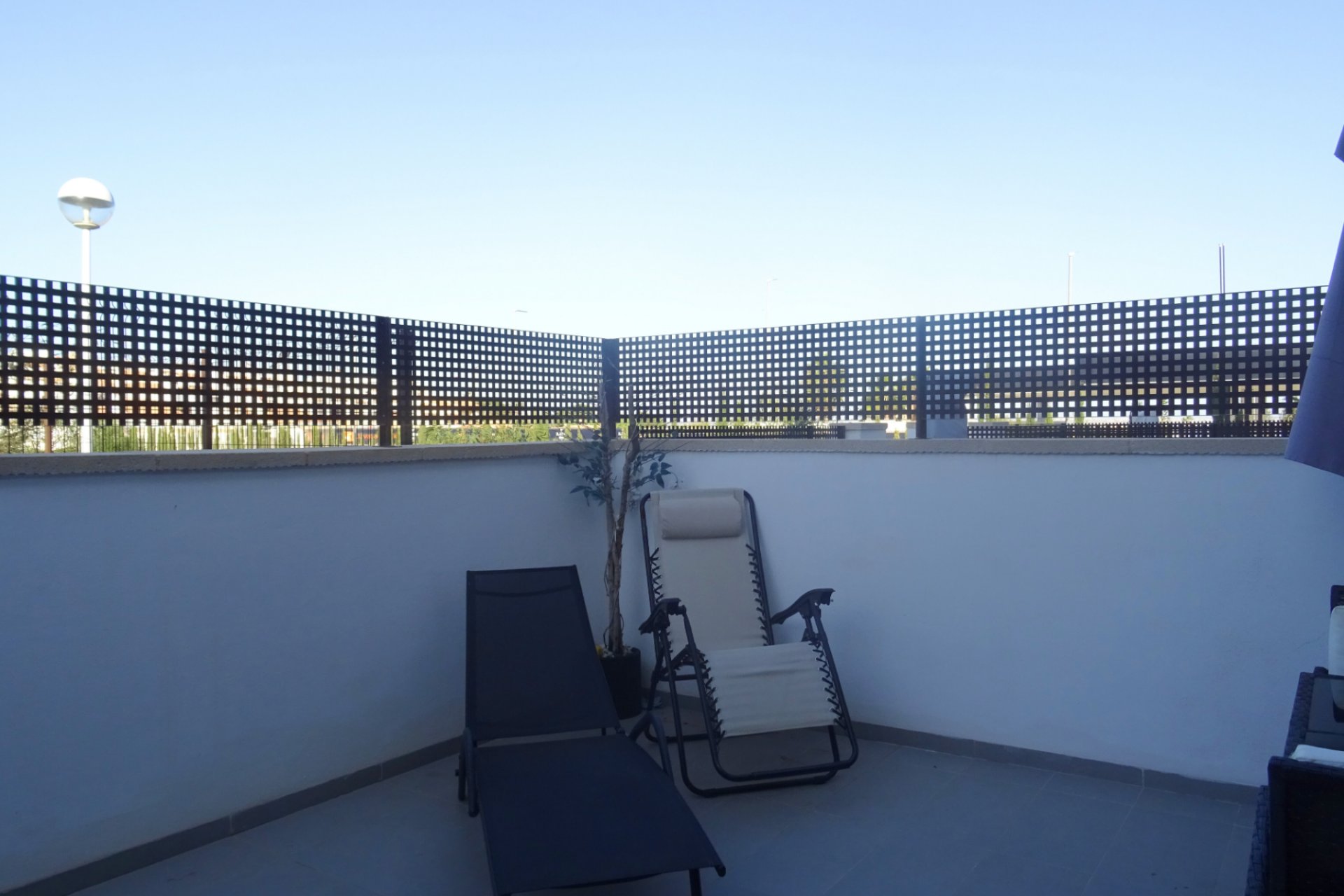 Herverkoop - Herenhuis -
Torrevieja - Los Balcones