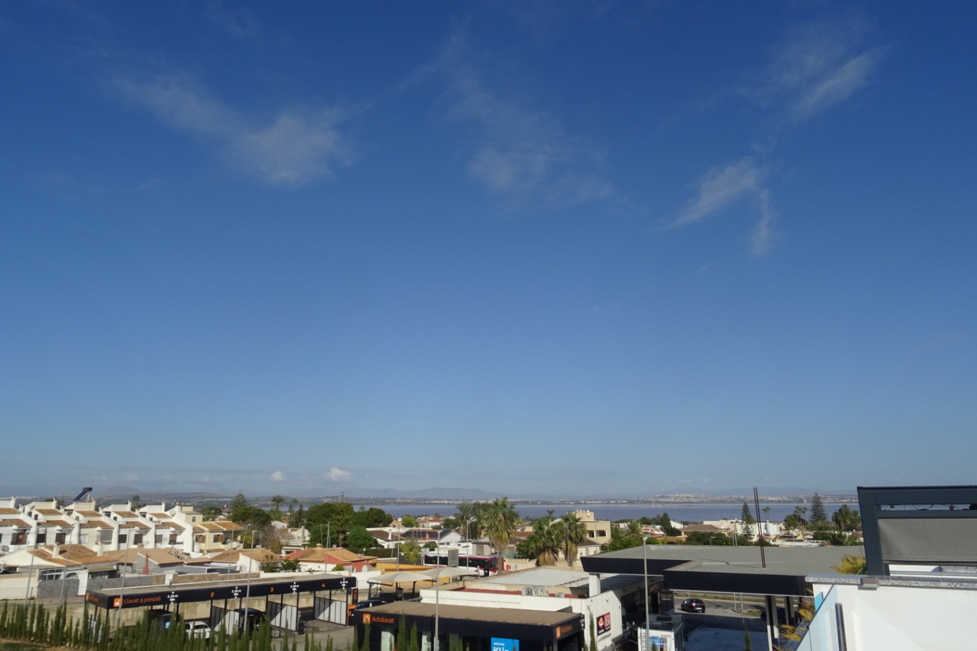 Herverkoop - Herenhuis -
Torrevieja - Los Balcones