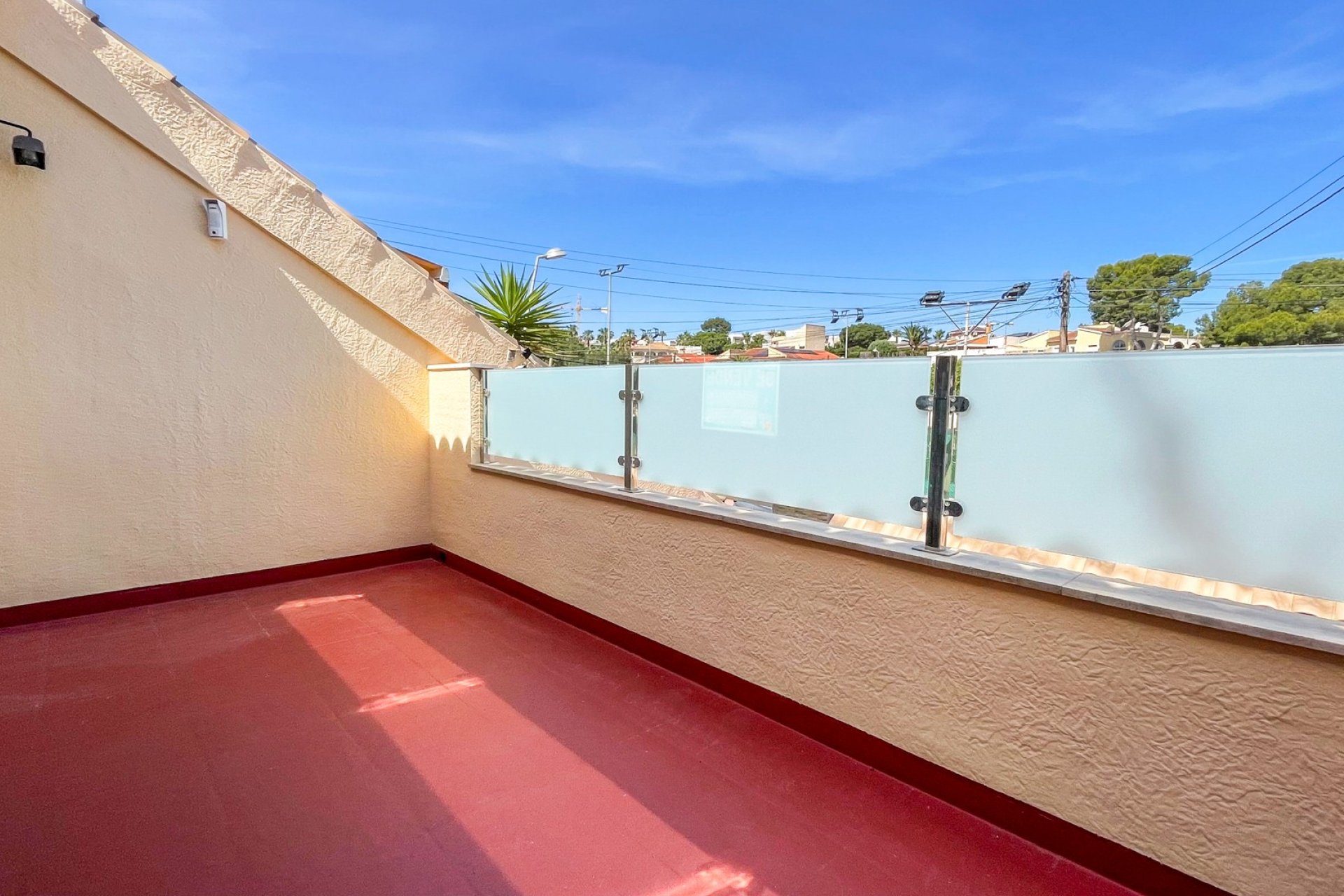 Herverkoop - Herenhuis -
Torrevieja - Los Balcones