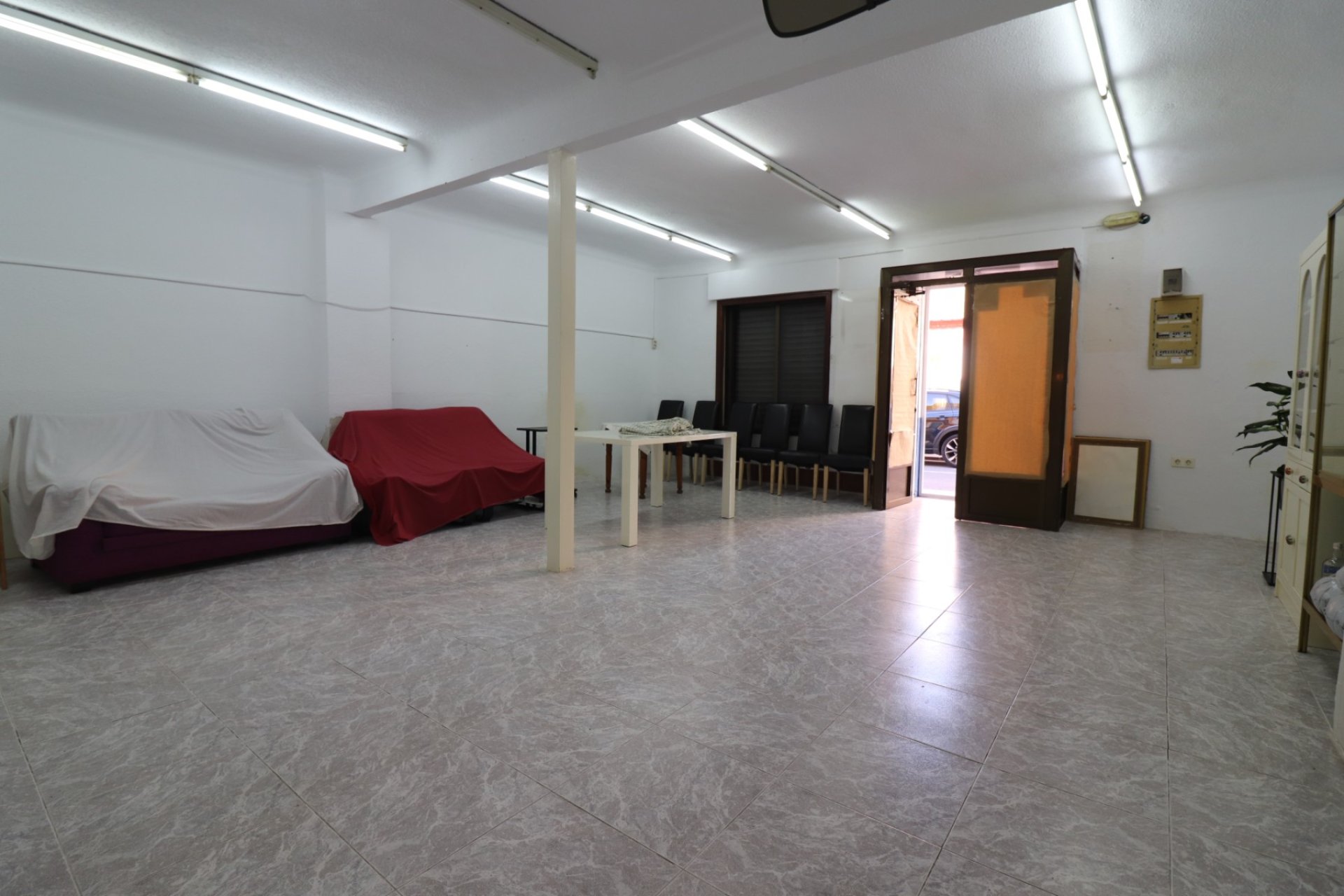 Herverkoop - Reclame -
Benijofar - Benijofar - Village