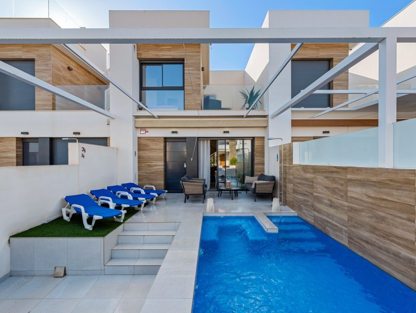 Herverkoop - Townhouse * -
Ciudad Quesada - Costa Blanca