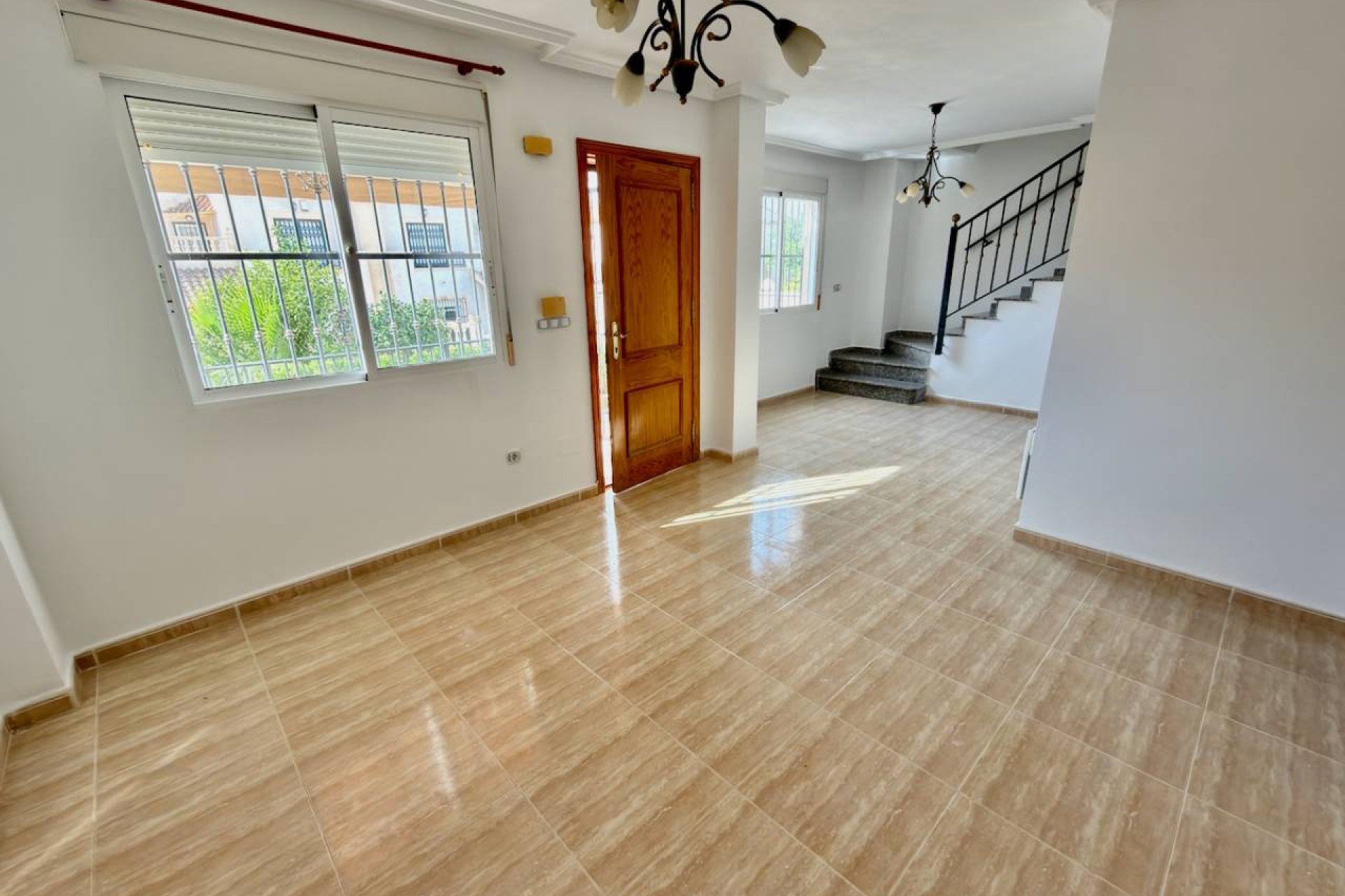 Herverkoop - Villa -
Algorfa - Lo Crispin