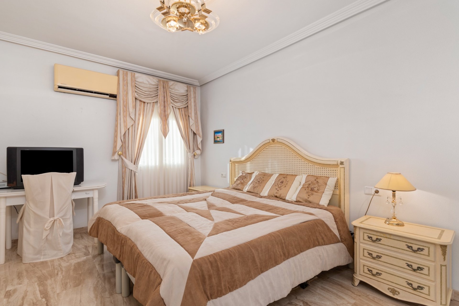 Herverkoop - Villa -
Ciudad Quesada - Doña Pepa