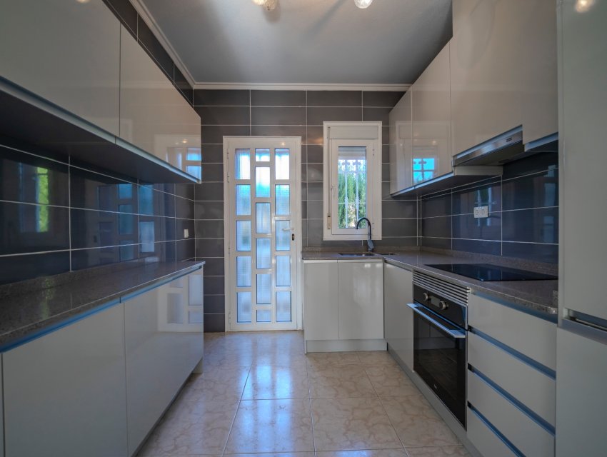 Herverkoop - Villa -
Ciudad Quesada - Doña Pepa