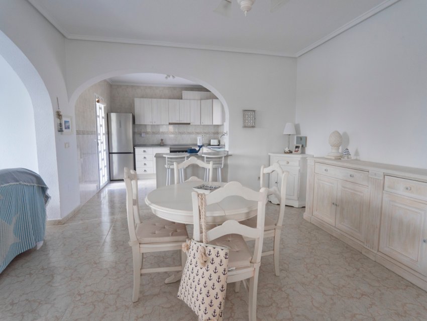 Herverkoop - Villa -
Ciudad Quesada - La Fiesta