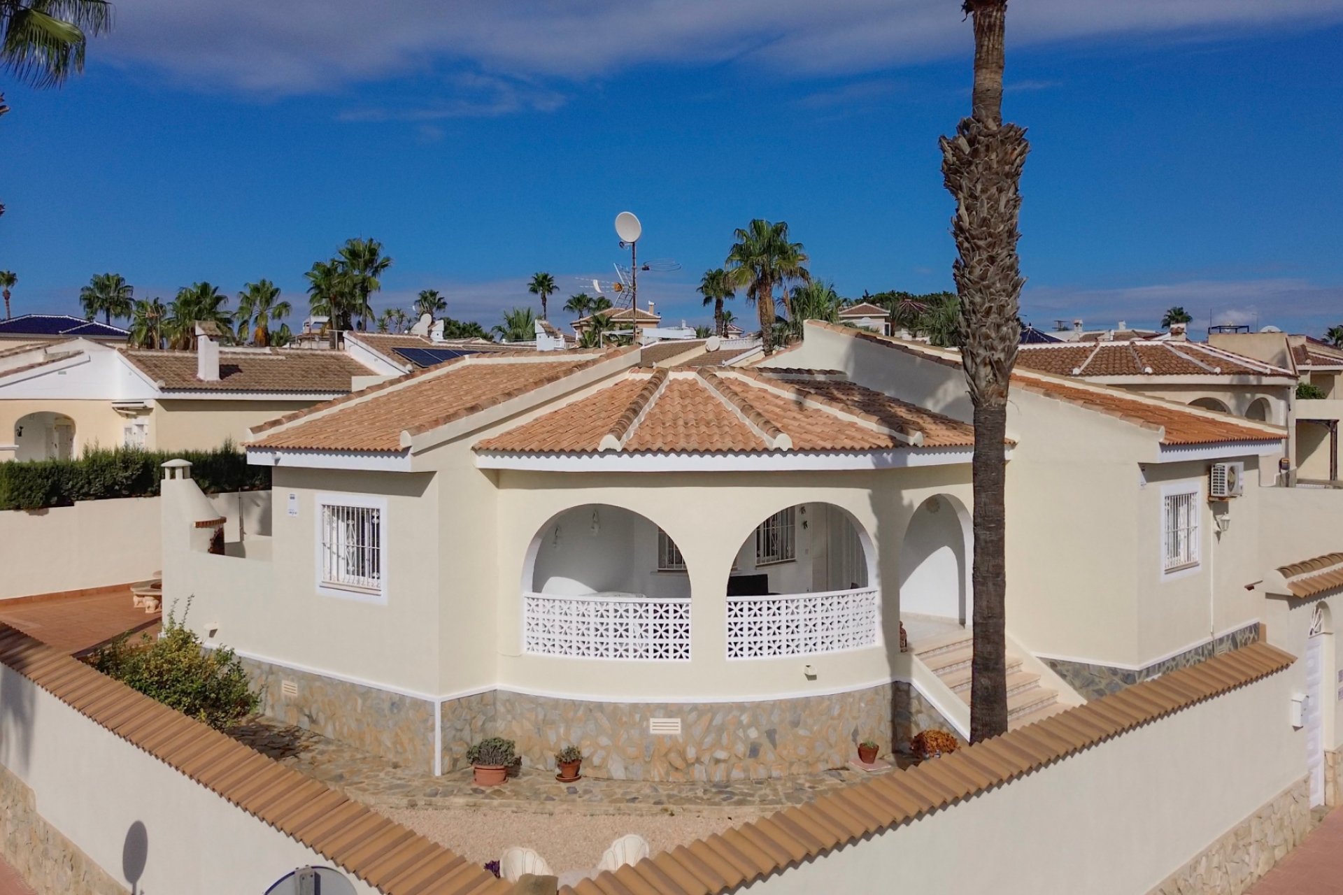 Herverkoop - Villa -
Ciudad Quesada - La Fiesta