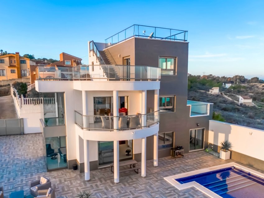 Herverkoop - Villa -
Ciudad Quesada - La Marquesa Golf