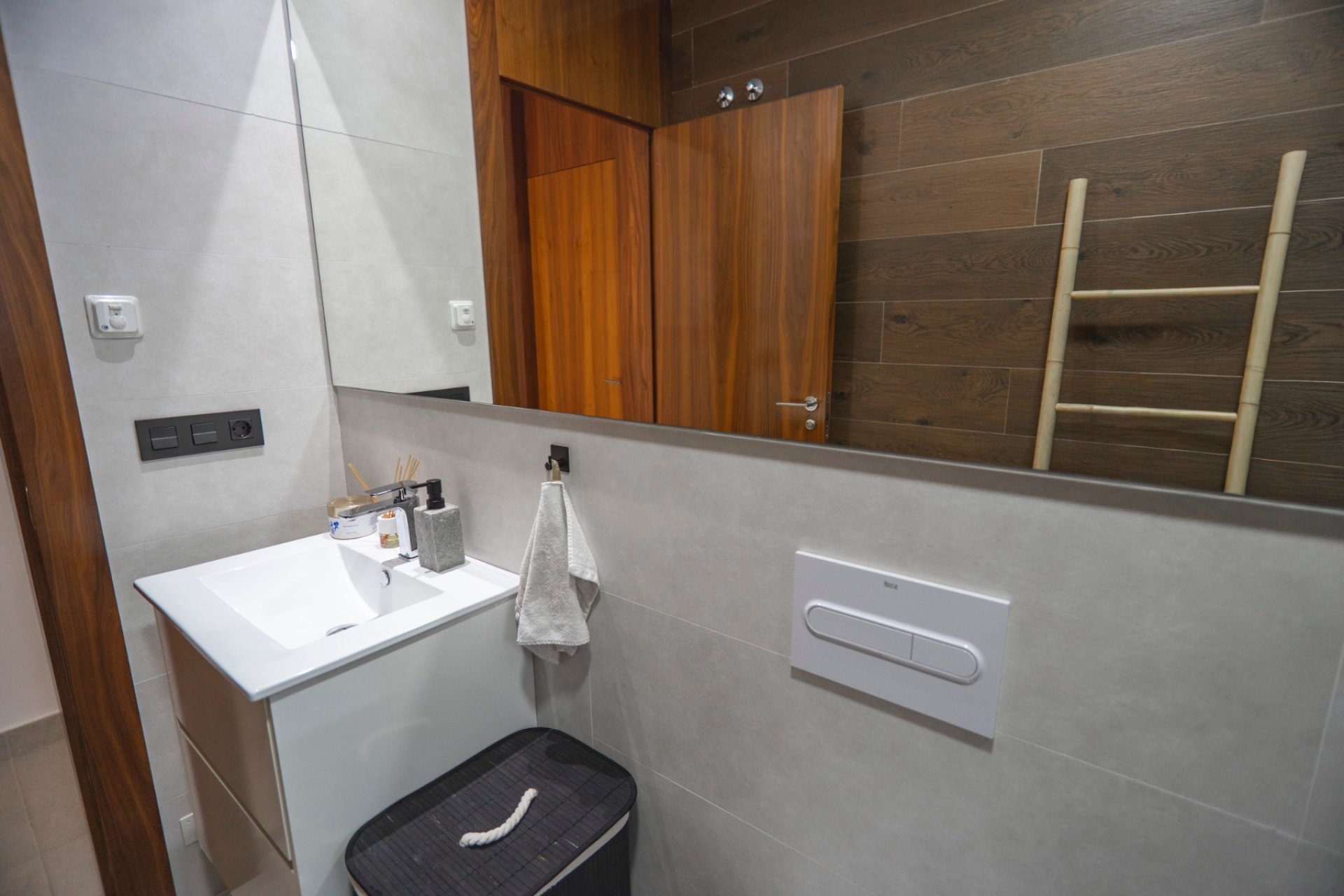 Herverkoop - Villa -
Ciudad Quesada - town