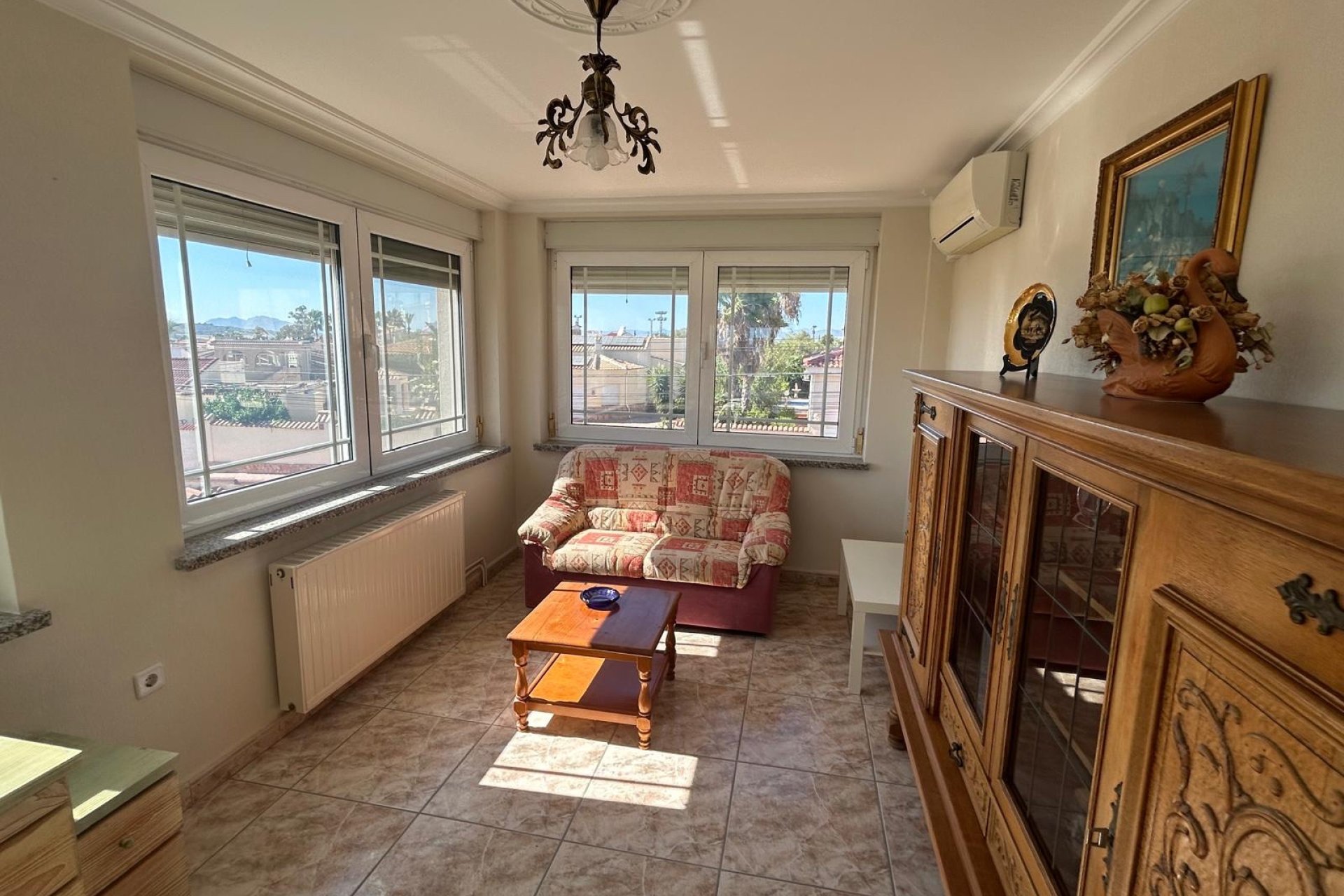 Herverkoop - Villa -
Ciudad Quesada - town