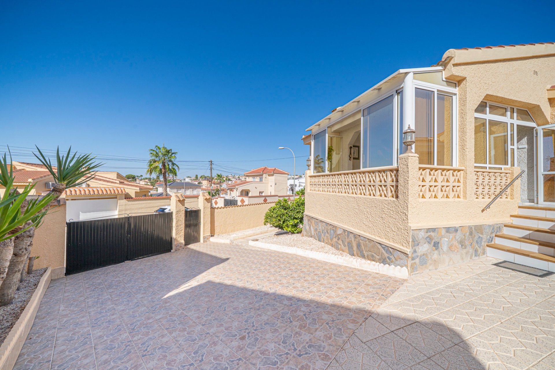 Herverkoop - Villa -
Ciudad Quesada
