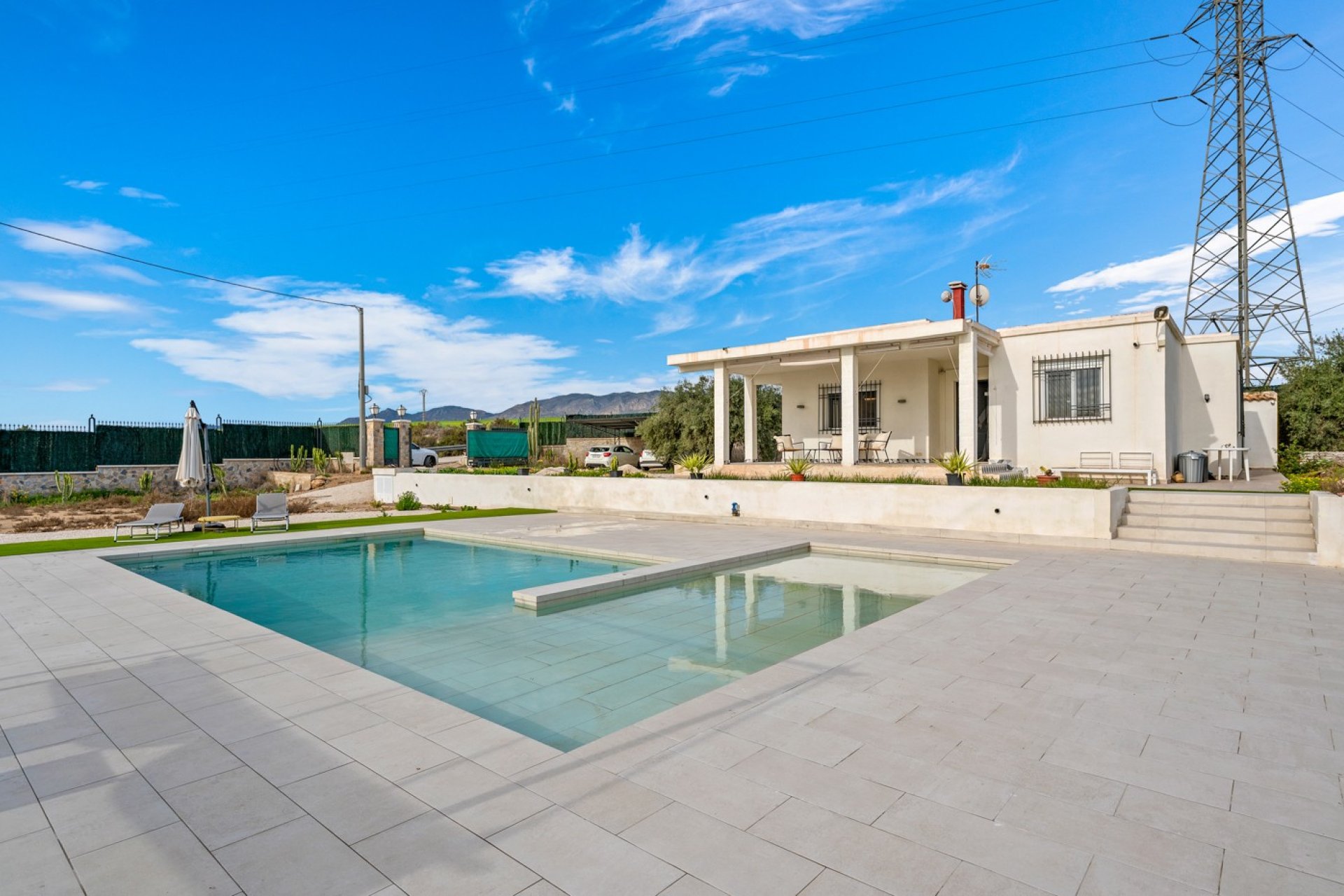 Herverkoop - Villa -
Elche