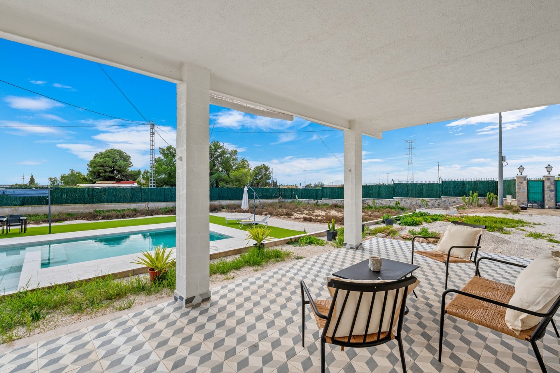 Herverkoop - Villa -
Elche