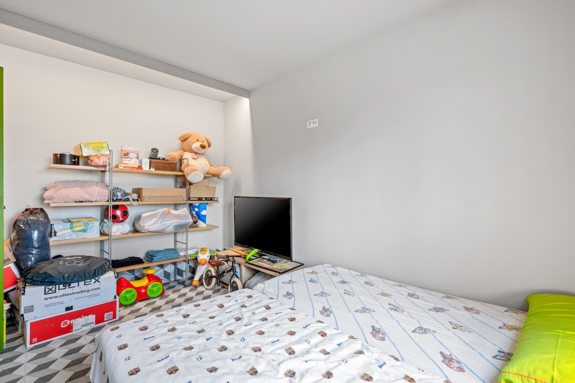 Herverkoop - Villa -
Elche