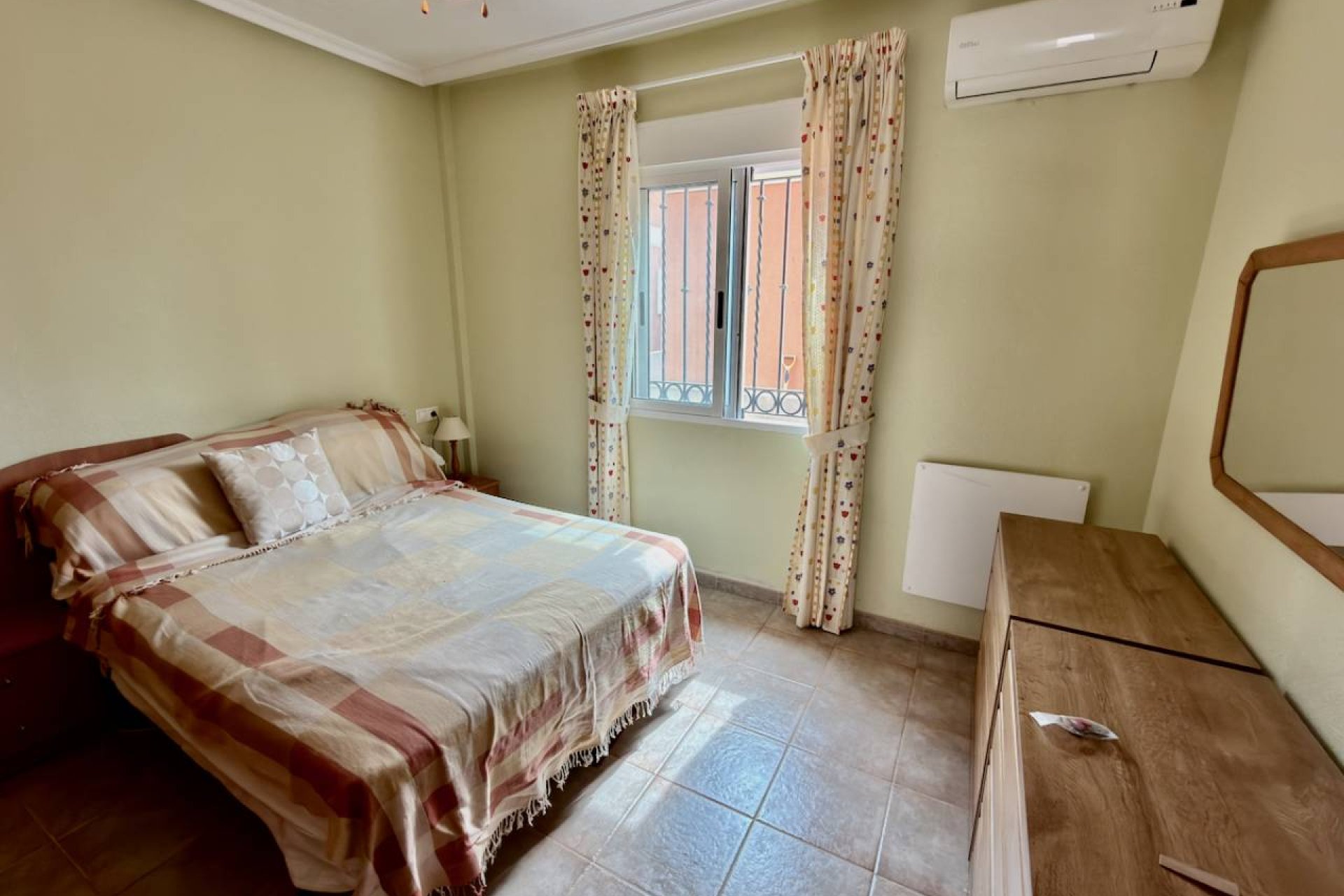 Herverkoop - Villa -
Guardamar del Segura