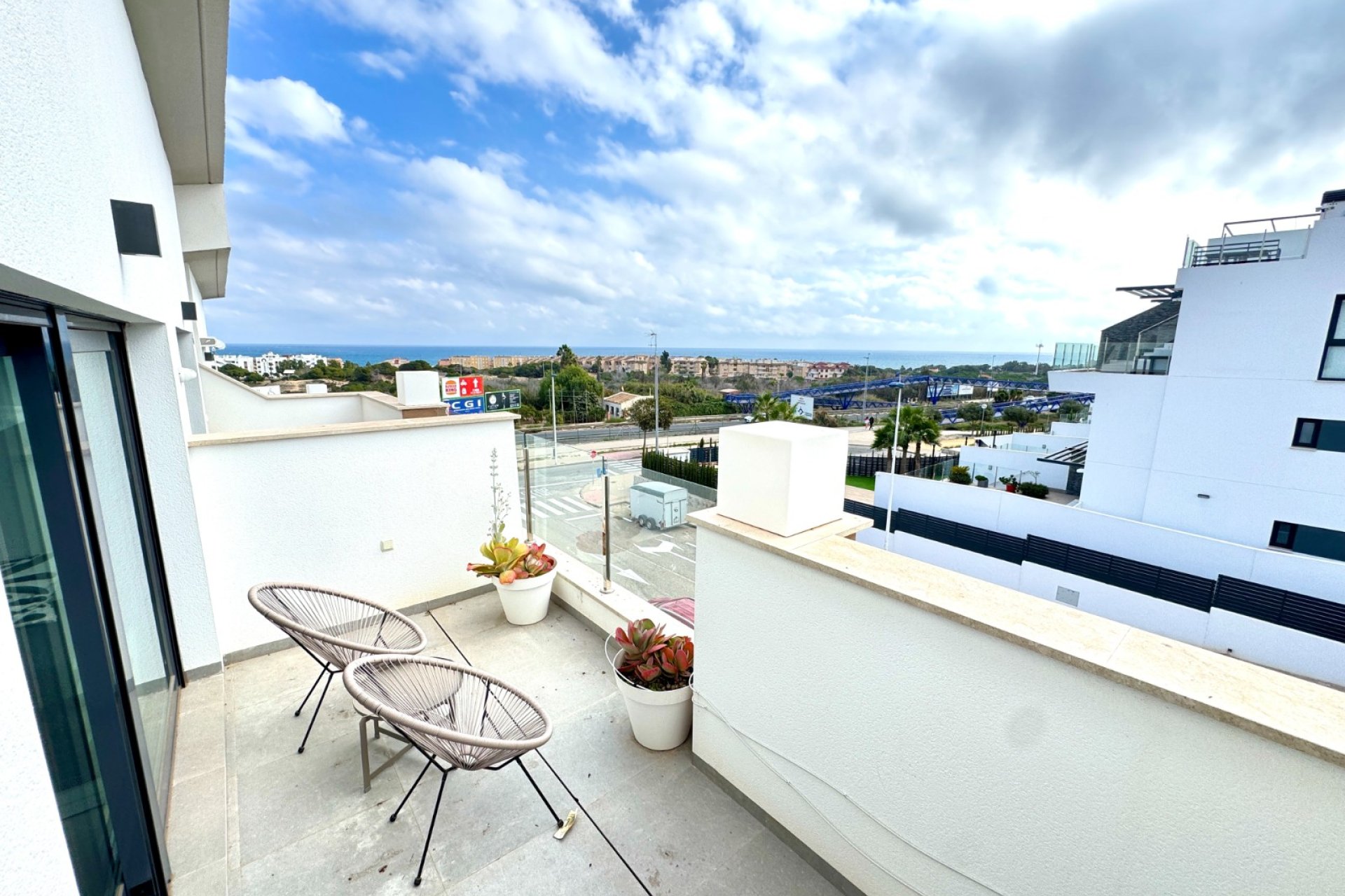 Herverkoop - Villa -
Guardamar del Segura