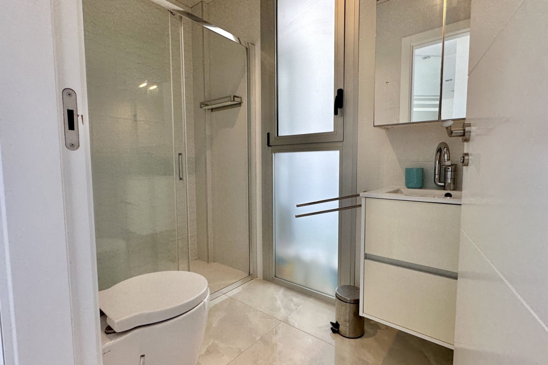 Herverkoop - Villa -
Orihuela Costa - Lomas De Cabo Roig