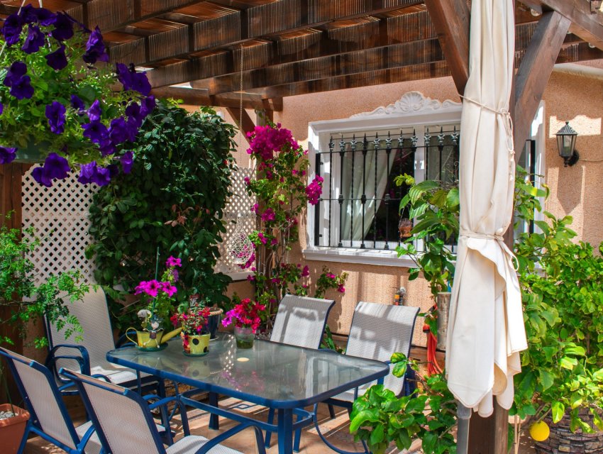 Herverkoop - Villa -
Orihuela Costa - Los Dolses