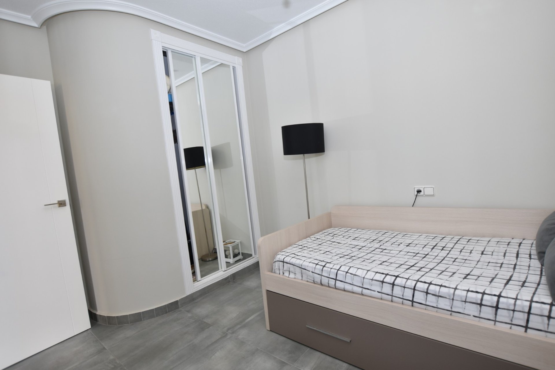 Herverkoop - Villa -
Orihuela Costa - Los Dolses