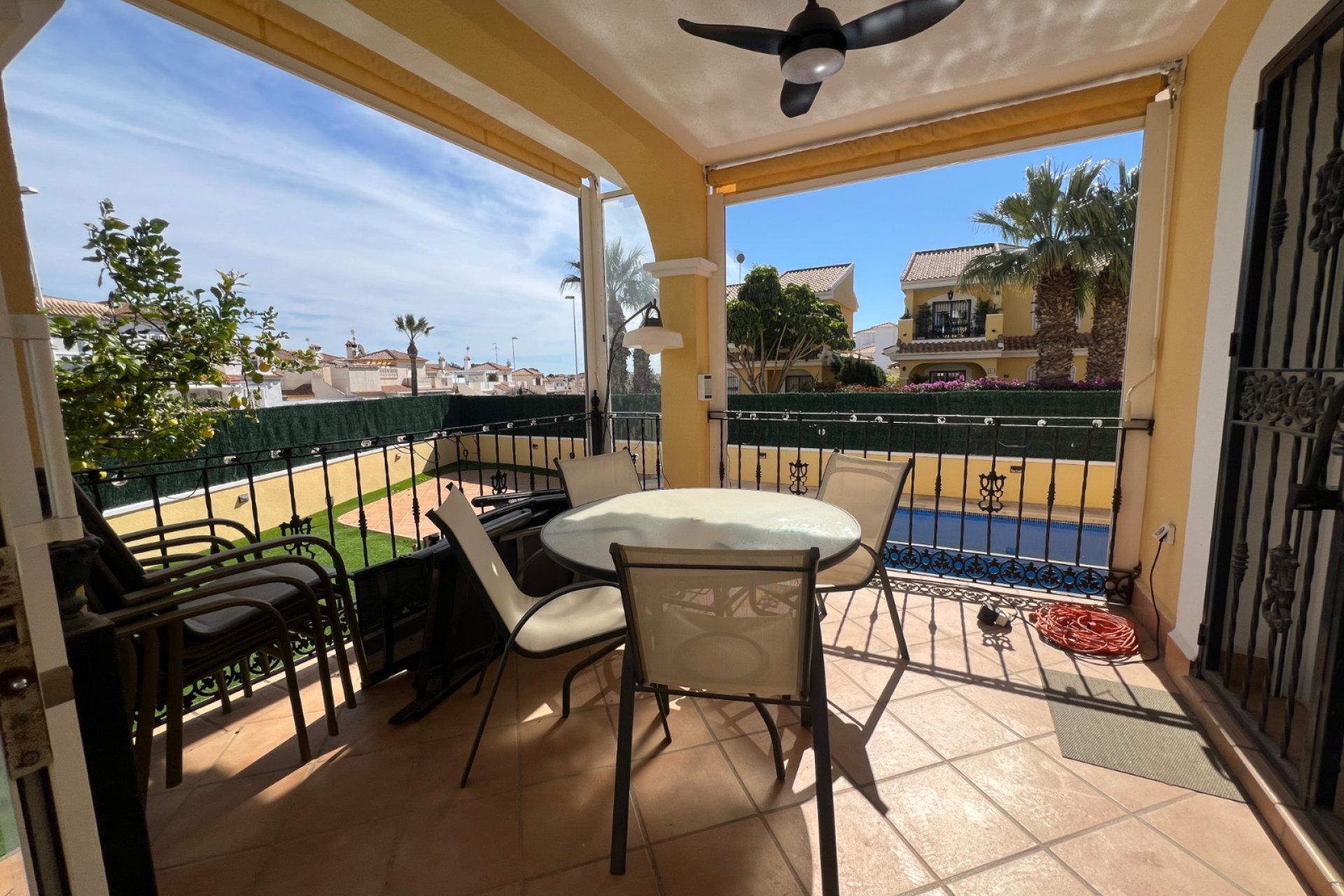 Herverkoop - Villa -
Orihuela Costa - Los Dolses