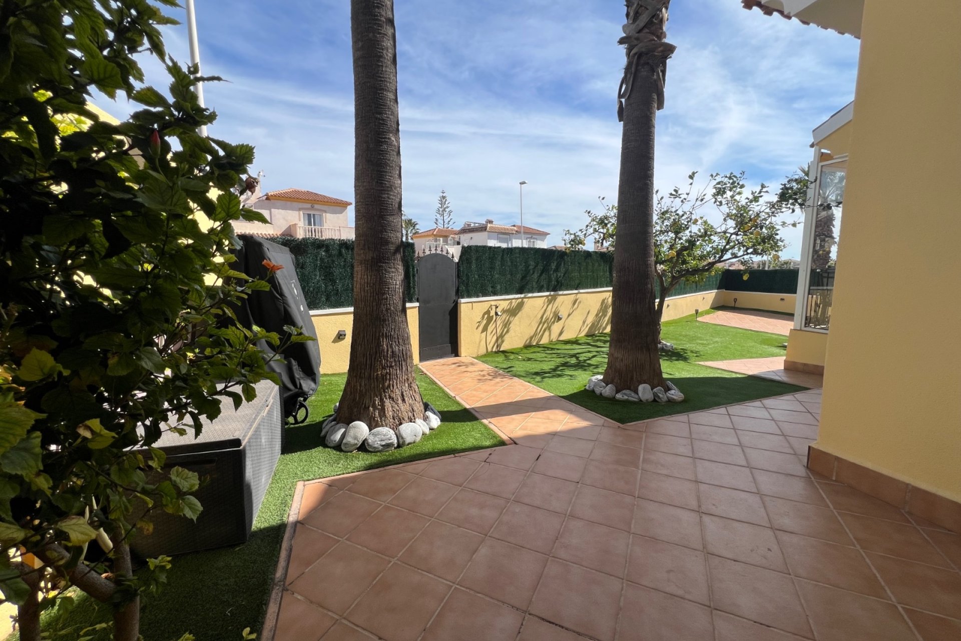 Herverkoop - Villa -
Orihuela Costa - Los Dolses
