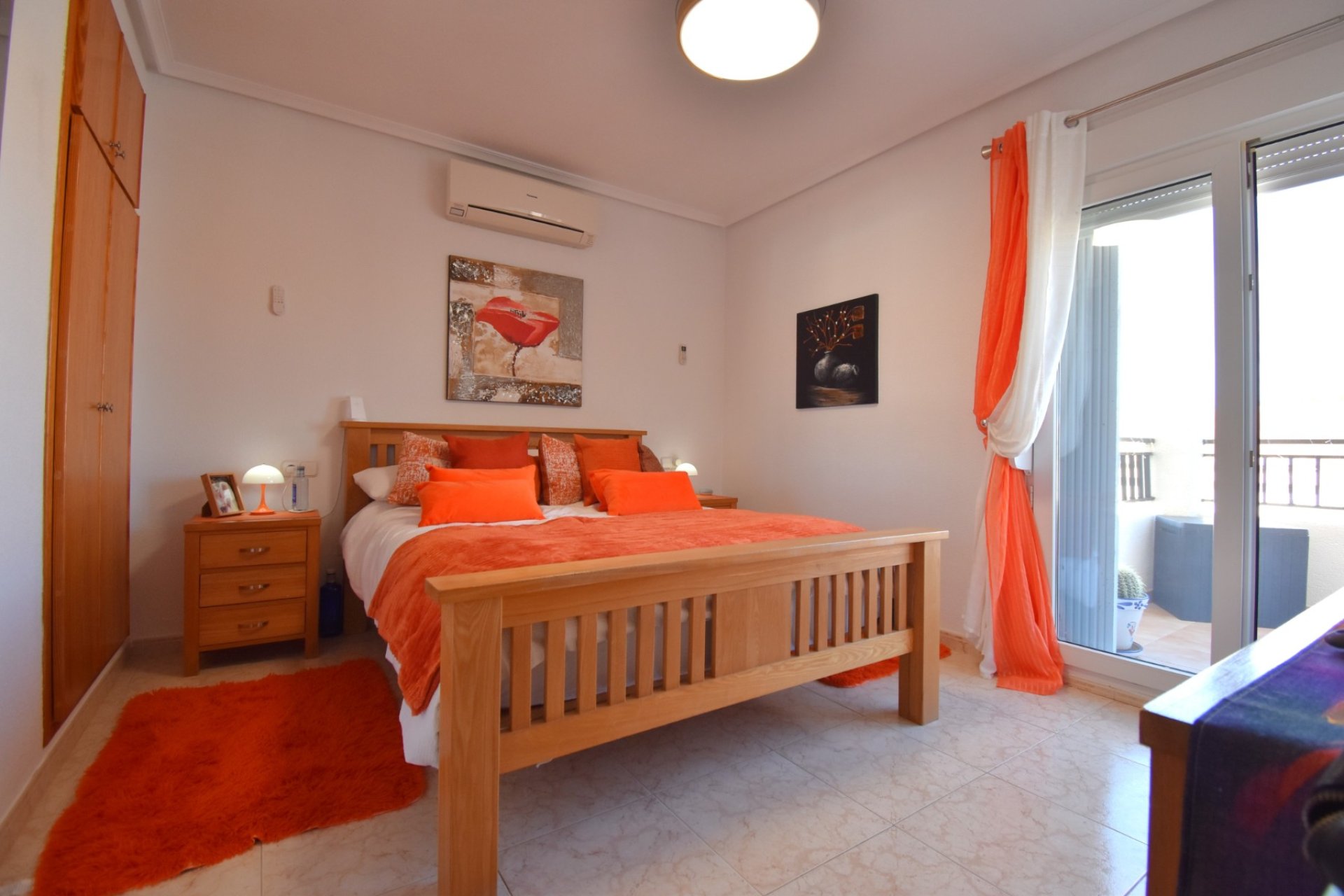 Herverkoop - Villa -
Orihuela Costa - Playa Flamenca