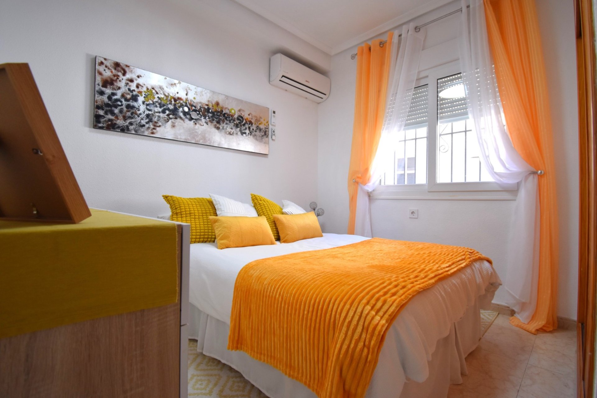 Herverkoop - Villa -
Orihuela Costa - Playa Flamenca