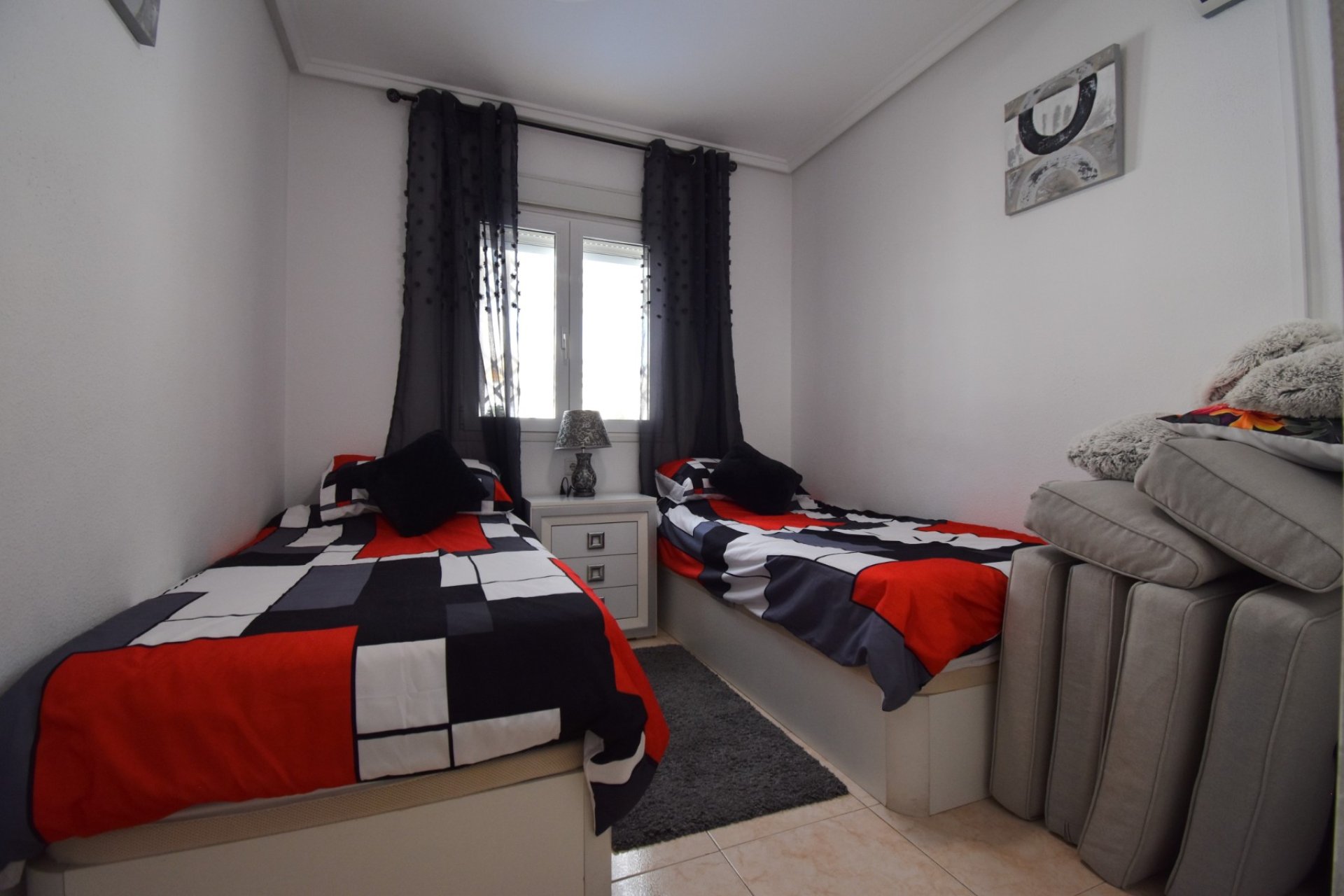 Herverkoop - Villa -
Orihuela Costa - Playa Flamenca