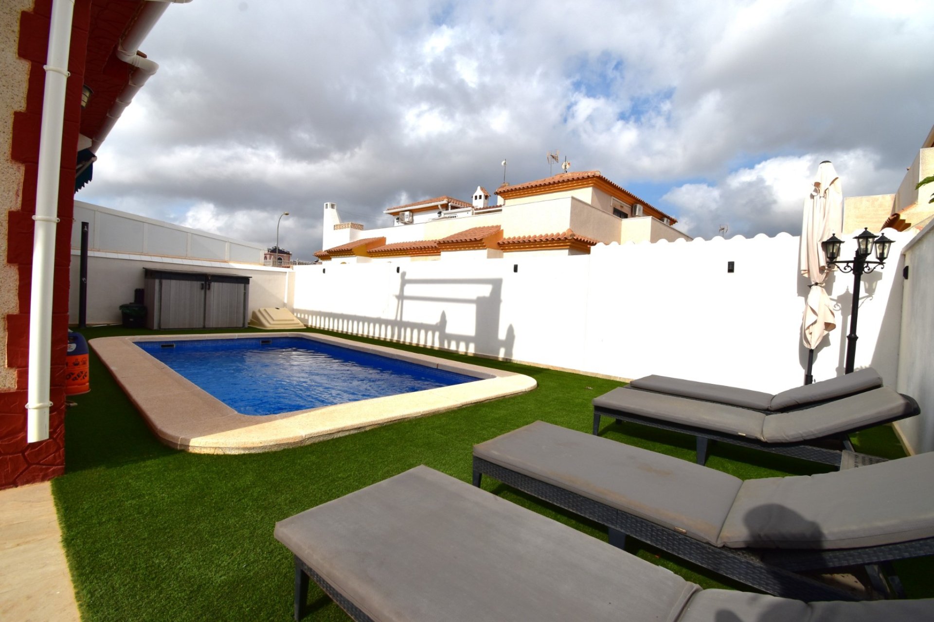 Herverkoop - Villa -
Orihuela Costa - Playa Flamenca