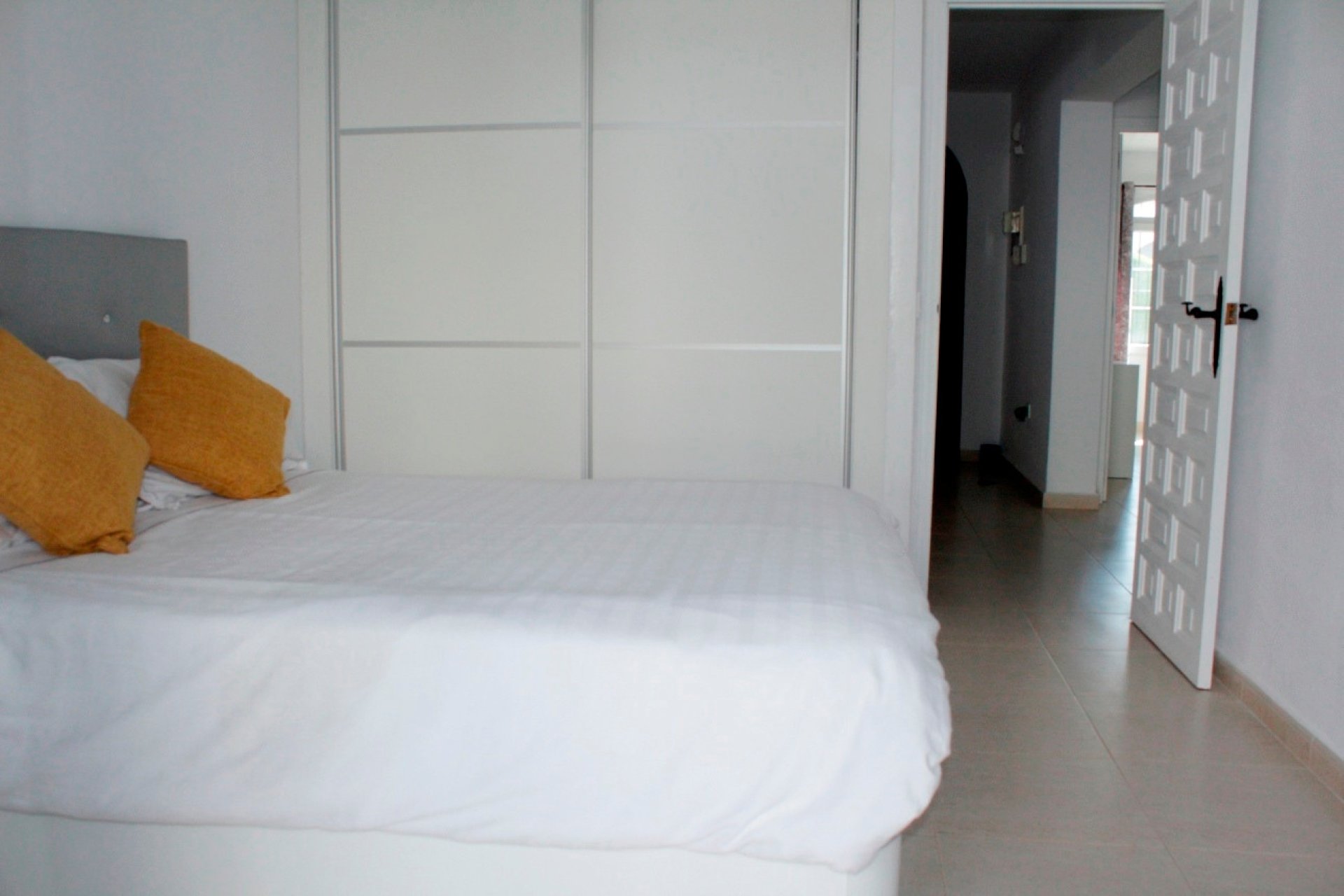 Herverkoop - Villa -
Orihuela Costa - Villamartín