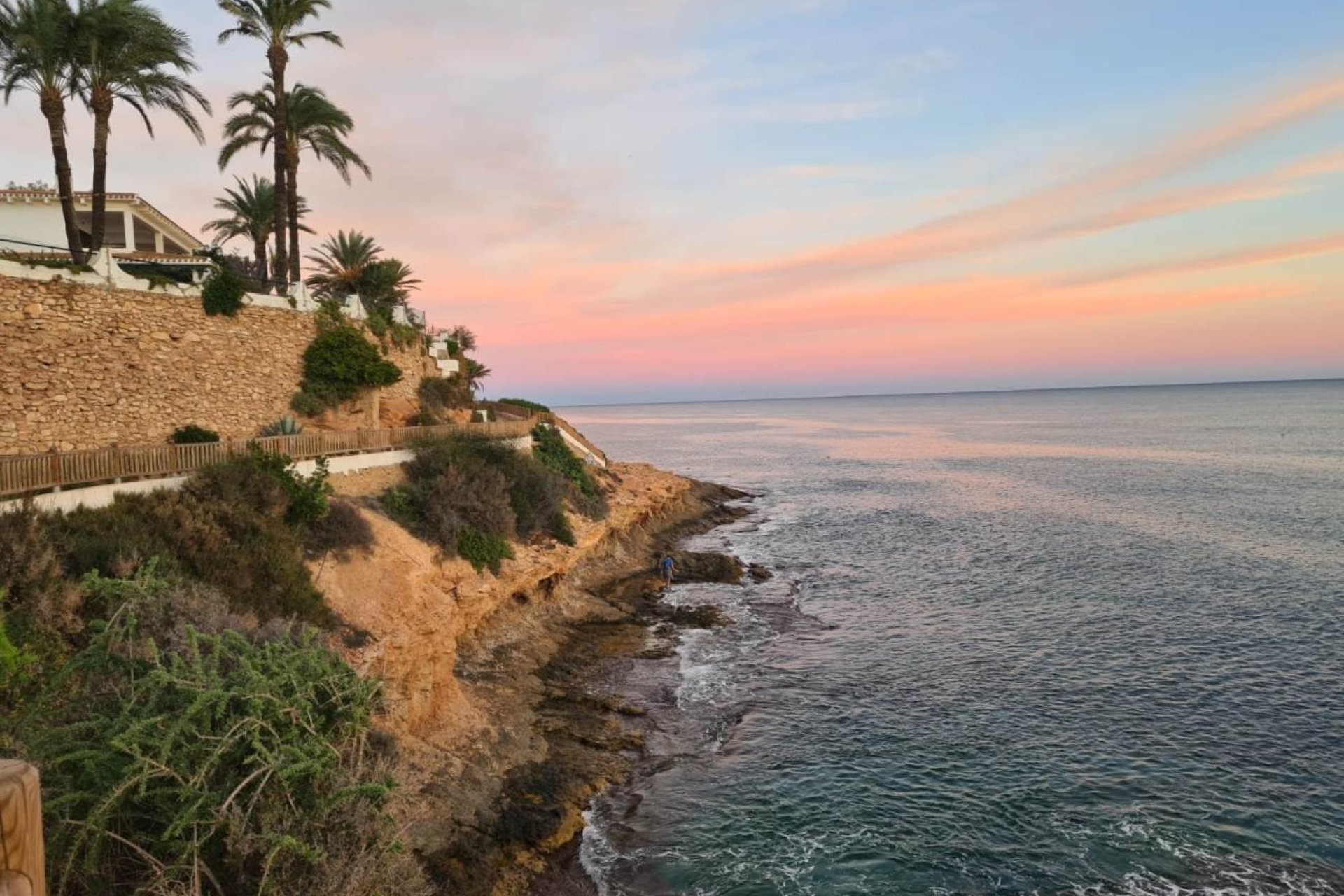 Herverkoop - Villa -
Orihuela Costa - Villamartín