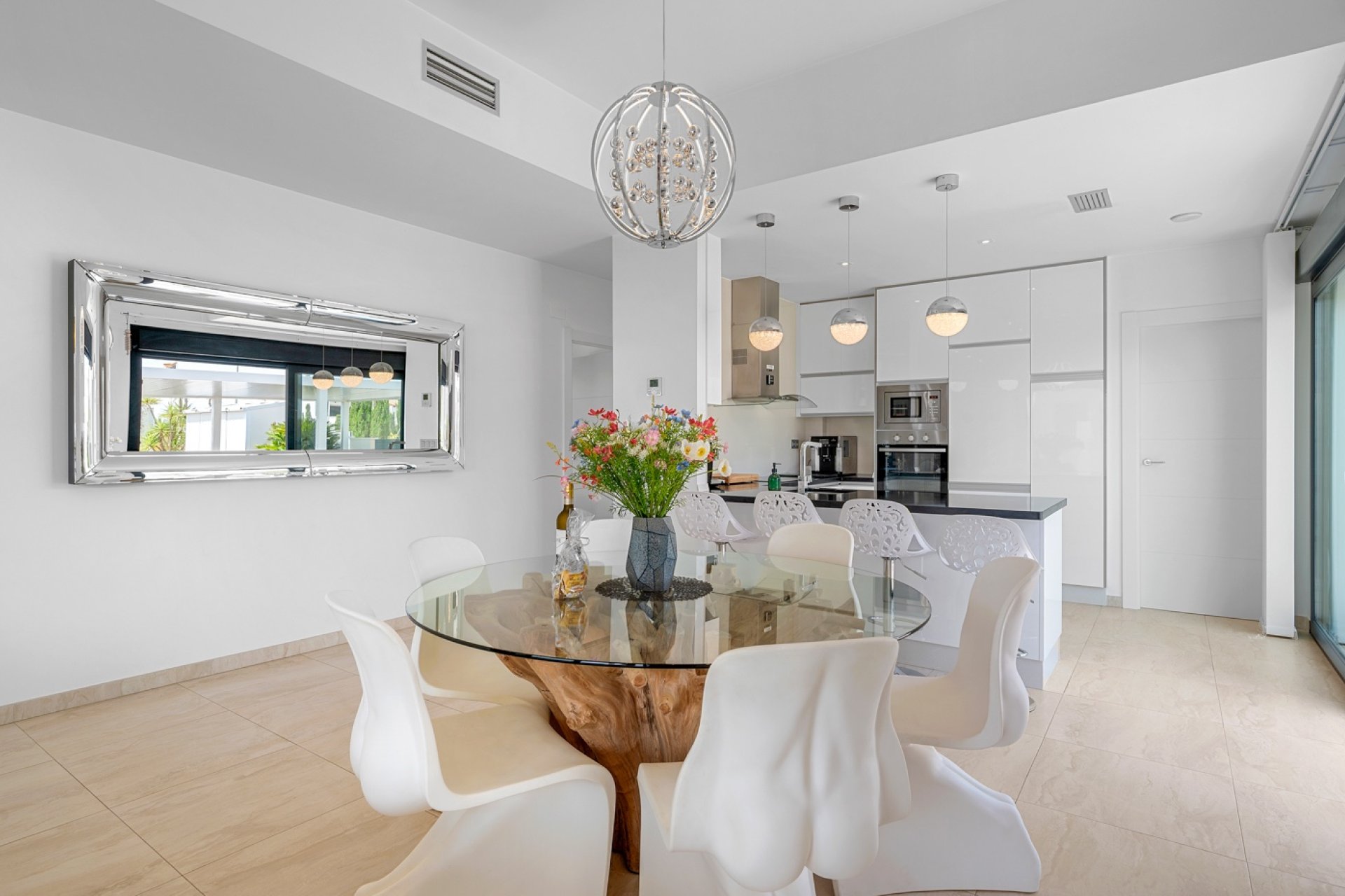 Herverkoop - Villa -
Orihuela Costa - Villamartín