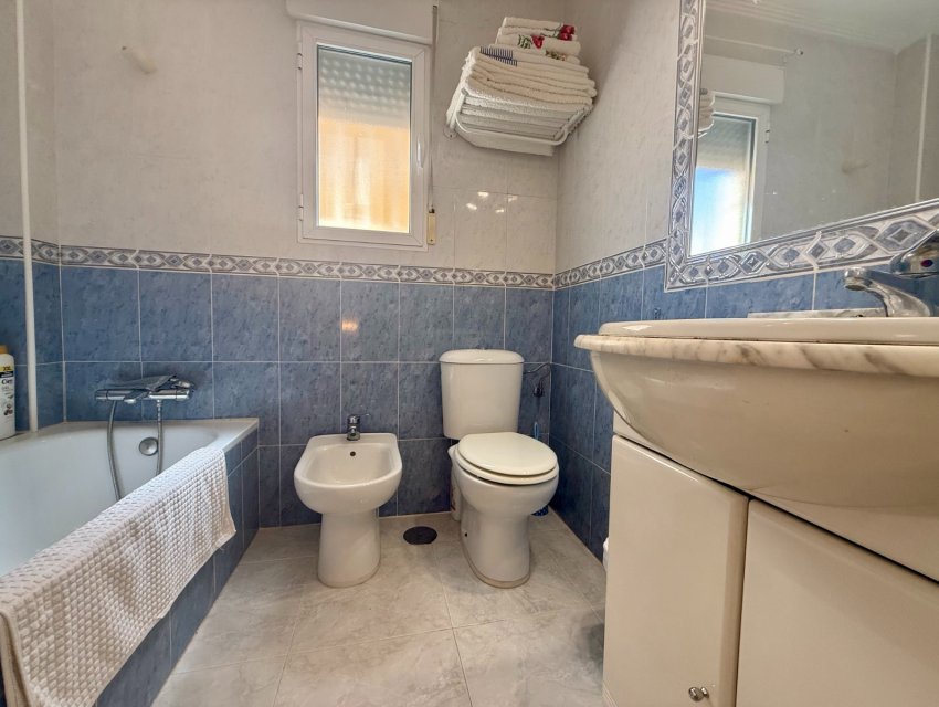 Herverkoop - Villa -
Orihuela Costa - Villamartín