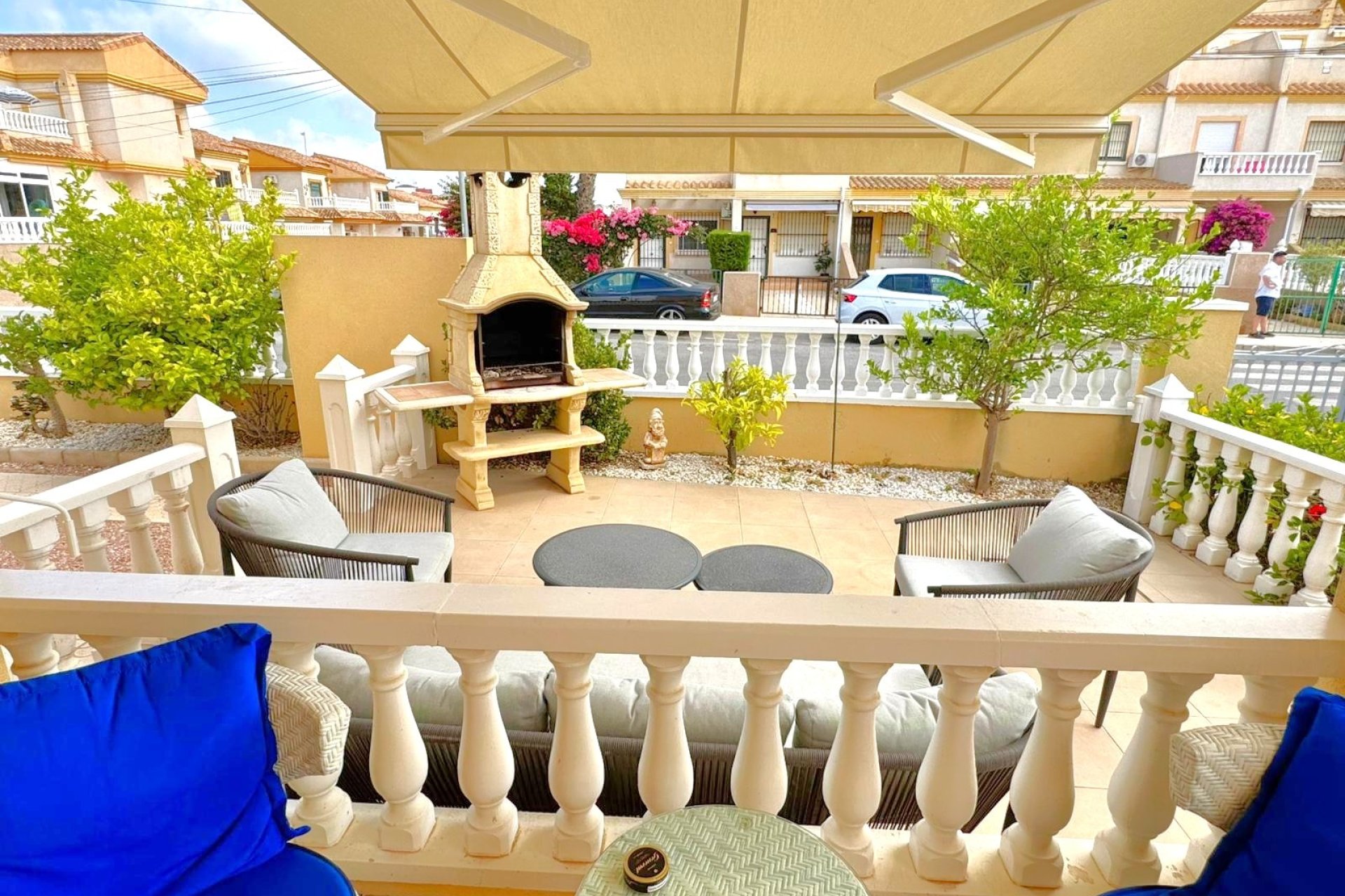 Herverkoop - Villa -
Orihuela Costa - Villamartín