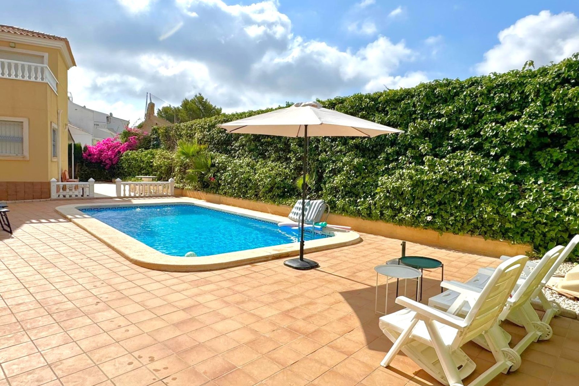 Herverkoop - Villa -
Orihuela Costa - Villamartín