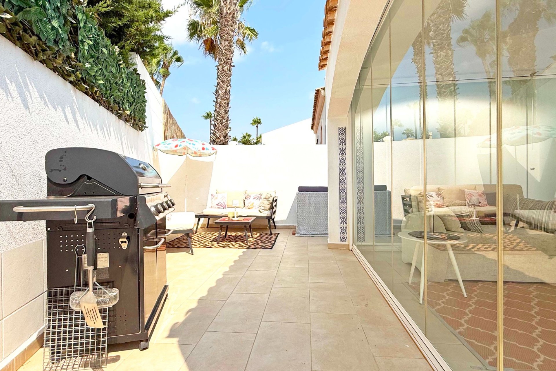 Herverkoop - Villa -
Orihuela Costa - Villamartín