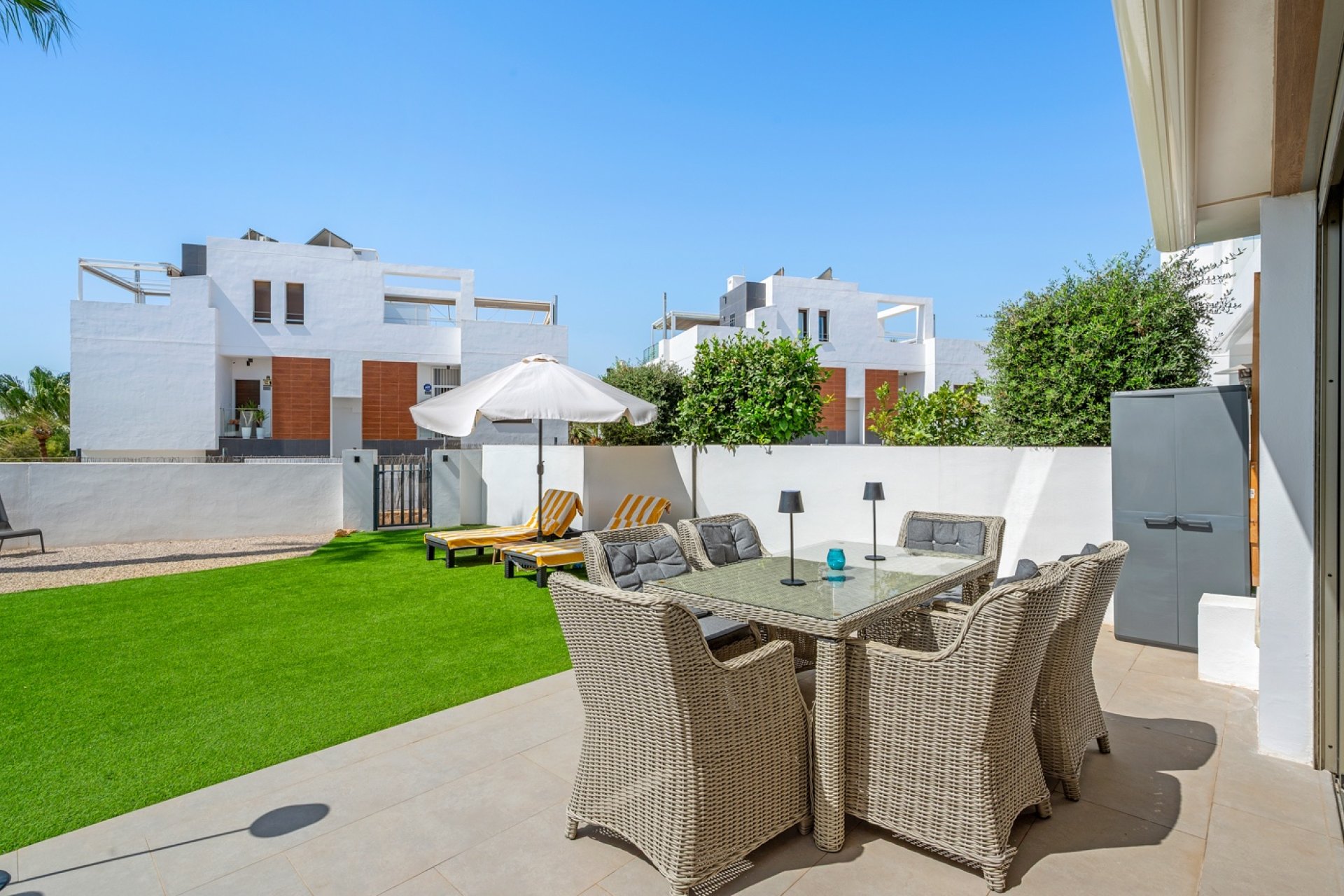 Herverkoop - Villa -
Orihuela Costa - Villamartín