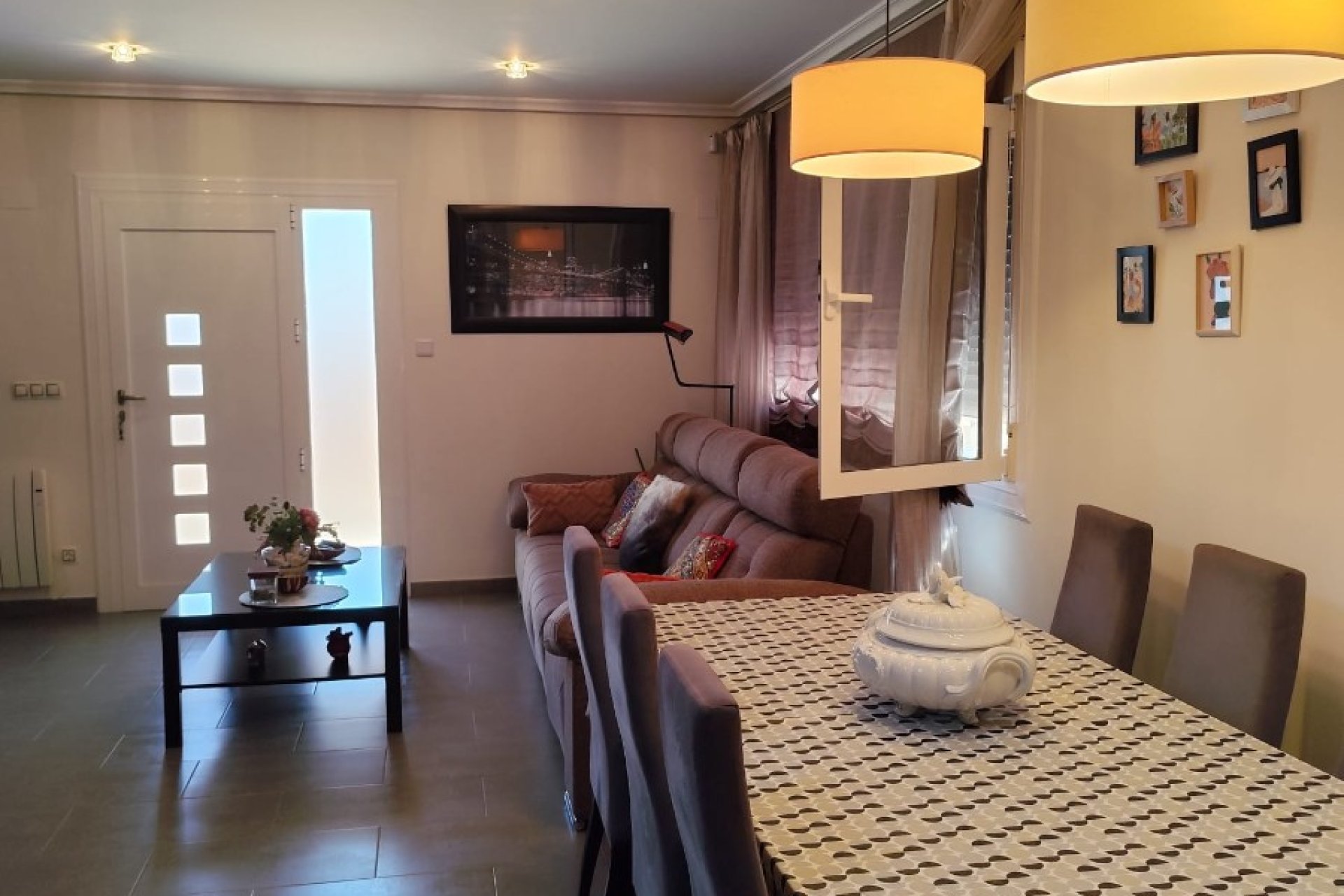 Herverkoop - Villa -
San Fulgencio - La Marina